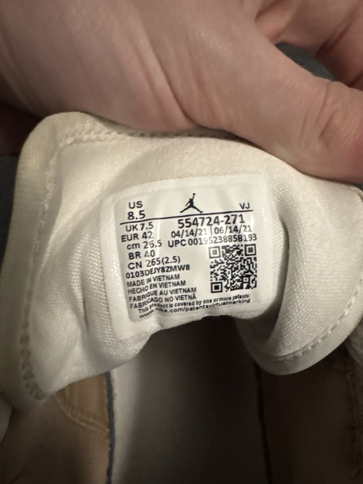 Jordan Brand Air Jordan 1 Retro Size US 8.5 / EU 41-42 - 7 Thumbnail