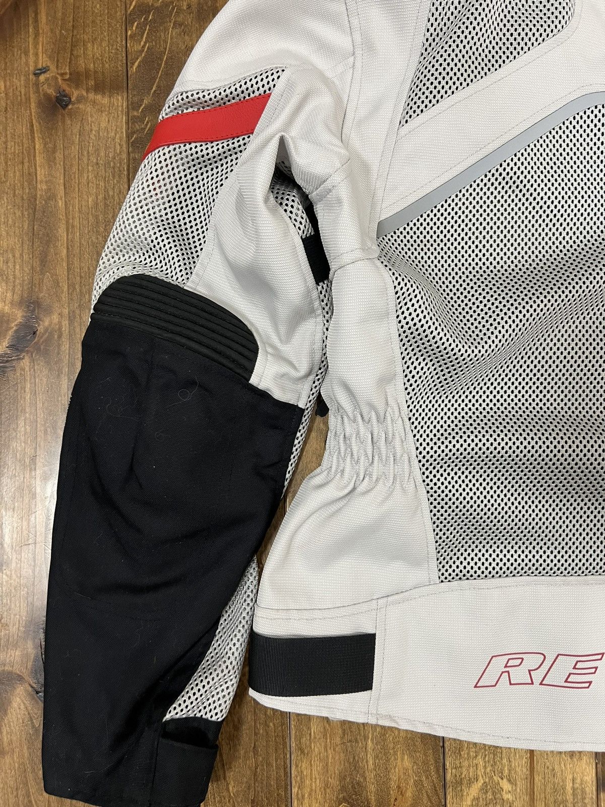 Other Rev’it Engineered Skin Racing Jacket Size M / US 6-8 / IT 42-44 - 16 Thumbnail