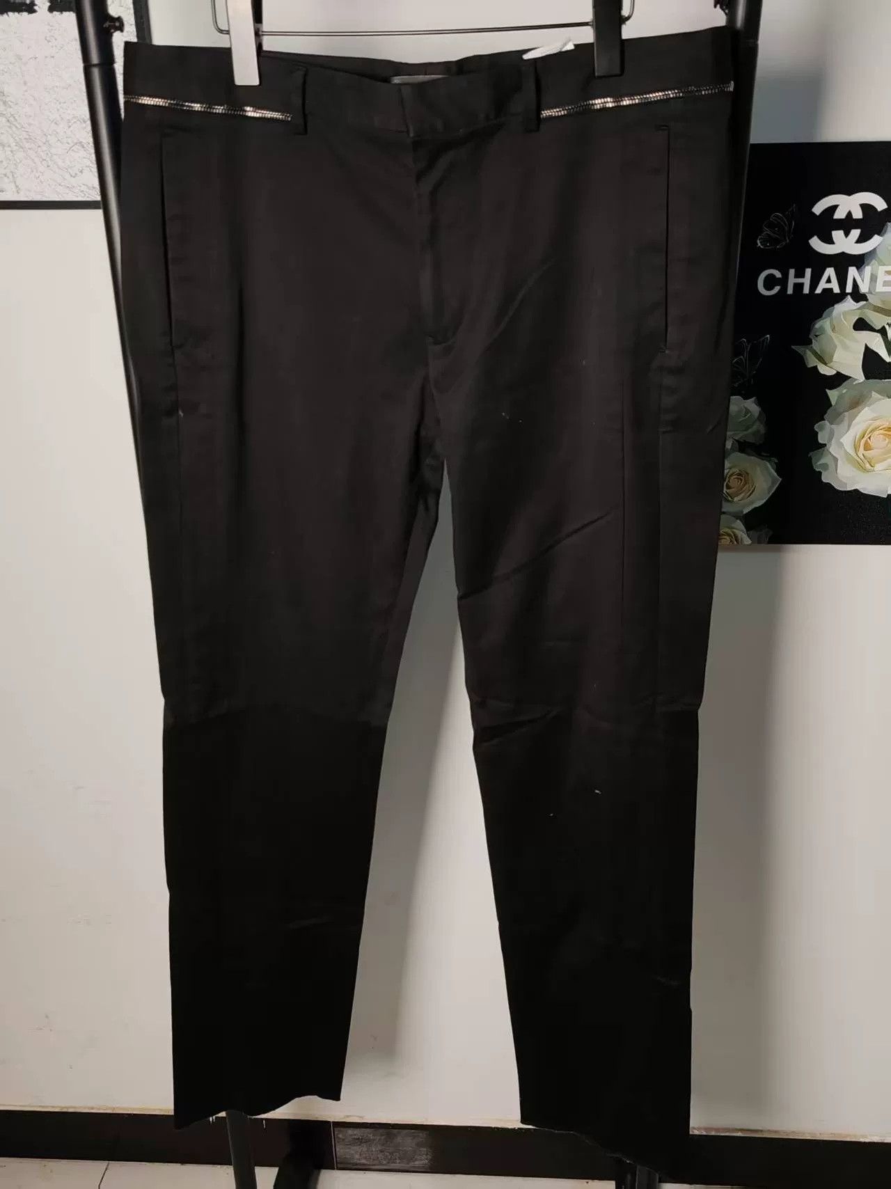Versace Versace White Casual Pants 36 Men Size US 36 / EU 52 - 1 Thumbnail