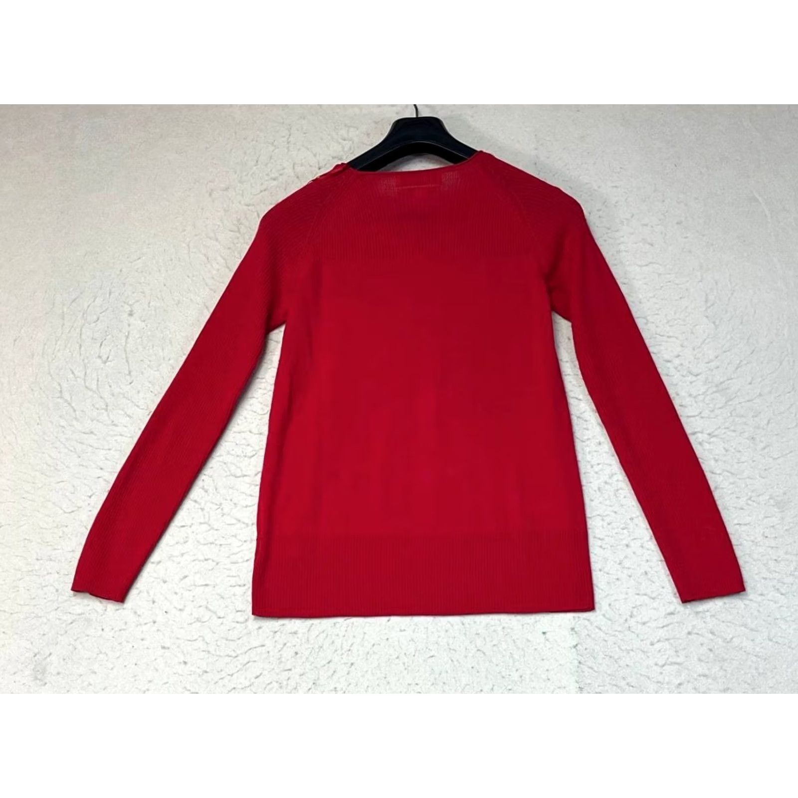 Ellen Tracy Ellen Tracy Womens Red V-Neck Knit Long Sleeve Sweater M Extrafine Merino Wool Size M / US 6-8 / IT 42-44 - 2 Thumbnail