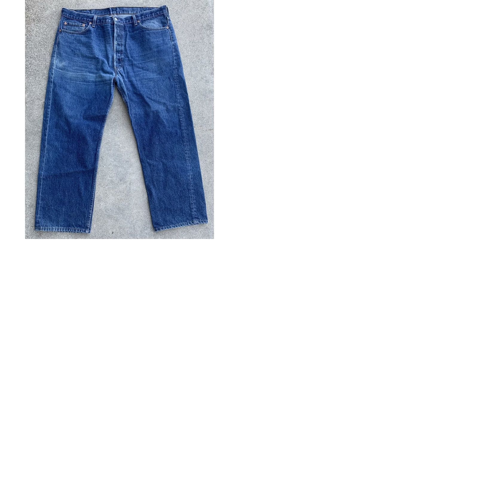 Levi's VINTAGE Levi's 501XX Jeans Button Fly 501 USA W 42 L 30 Measure W 39 L 27 3/4 in Jeans Mens Blue Denim 5-Pocket See Pics 501 XX Made in USA Mens jeans Size US 42 / EU 58 - 9 Thumbnail