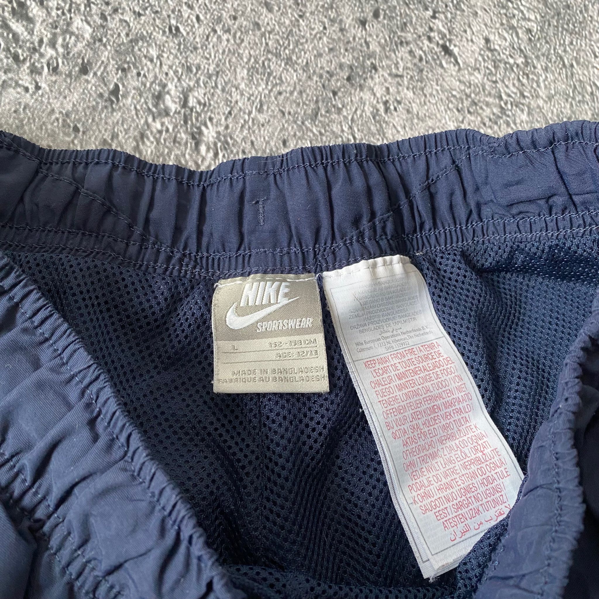 Nike × Vintage Vintage Nike Nylon Drill SweatPants Track Pants Size 28" / US 6 / IT 42 - 4 Thumbnail