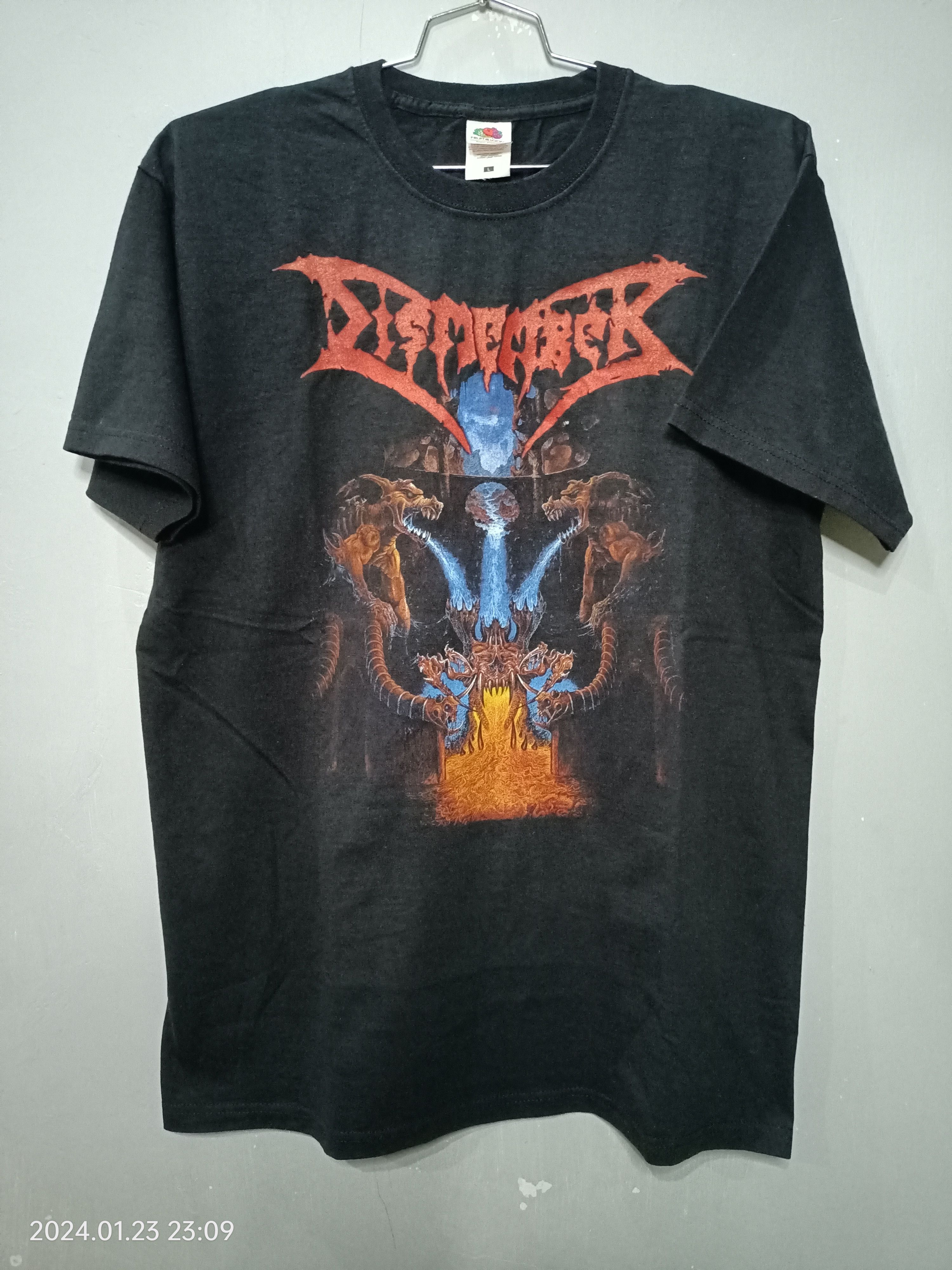 image of Rock Band x Vintage 2000 Overflowing Stream Dismember Band T-Shirt in Black, Men's (Size Large)