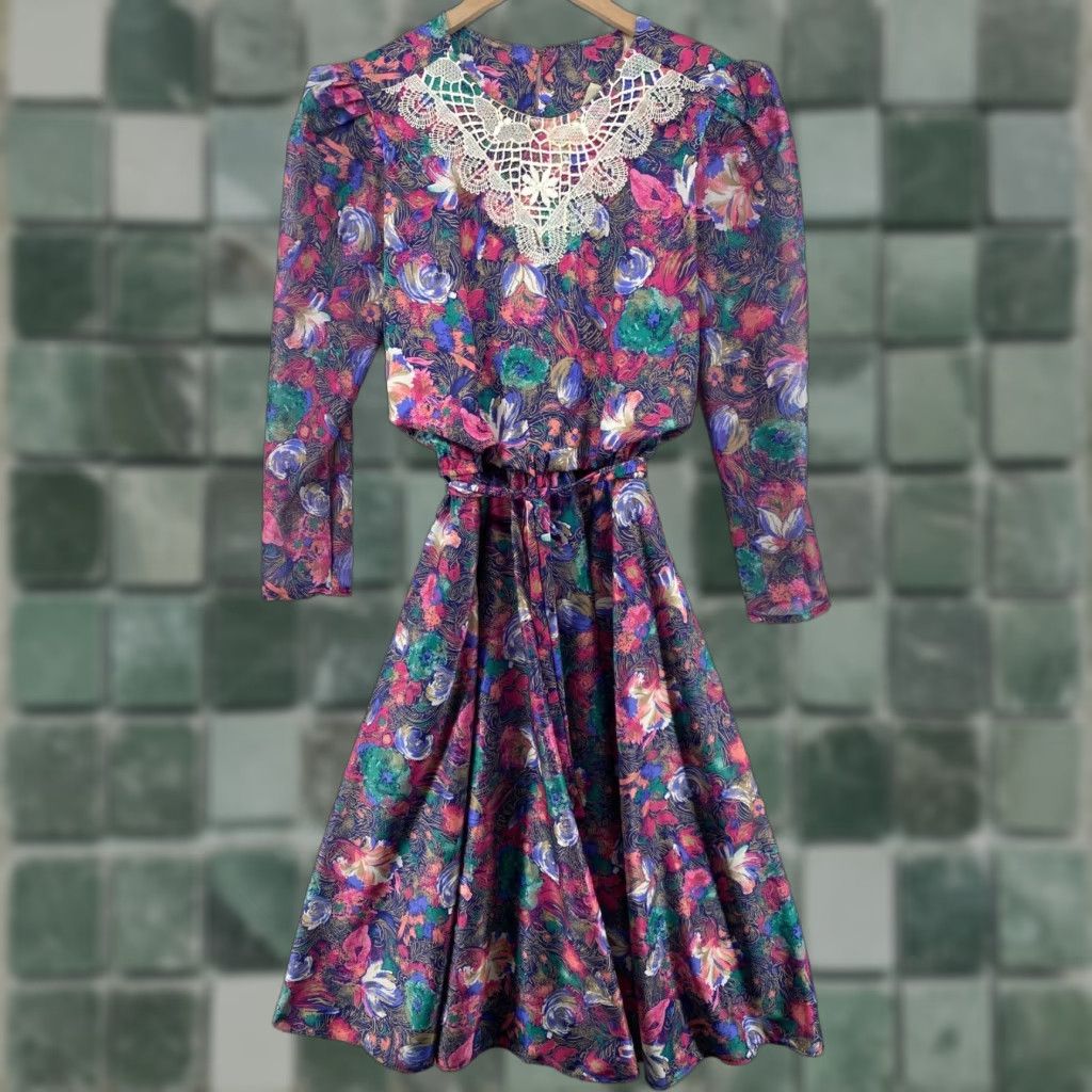 white dresses for rehearsal dinner Leonnie 3D Midi Dress L