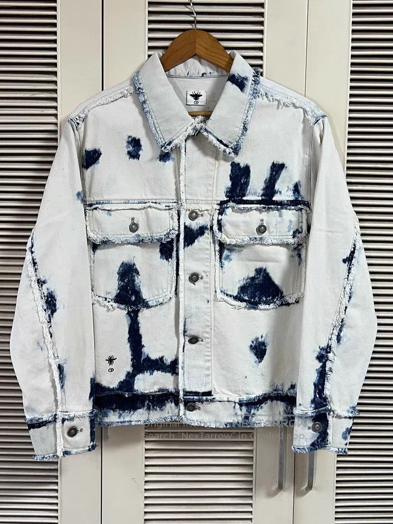 Dior Dior Little bee embroidered logo denim jacket Size XS / US 0-2 / IT 36-38 - 1 Thumbnail