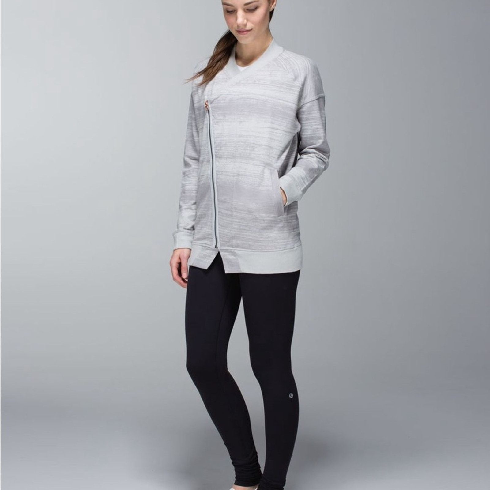 Lululemon Lululemon Mula Bundle Wrap FullZip Sweatshirt Jacket Women 4 Size S / US 4 / IT 40 - 2 Thumbnail