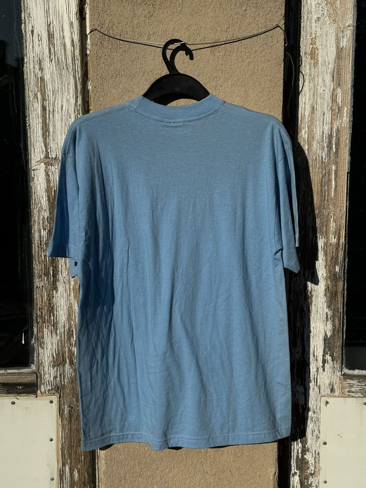 Band Tees 2002 Elton John Redwood Tshirt Vintage baby blue Size US L / EU 52-54 / 3 - 8 Thumbnail