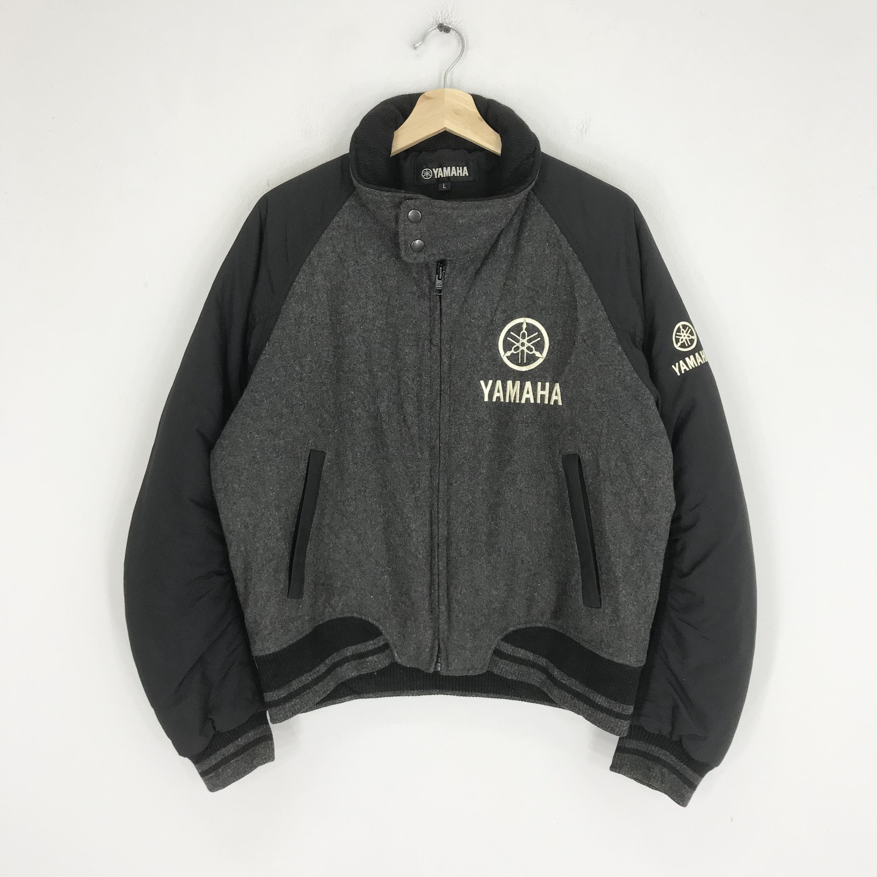 Vintage Vintage 90's Yamaha Motorsport Bomber Jacket Wool Black Size US L / EU 52-54 / 3 - 1 Thumbnail