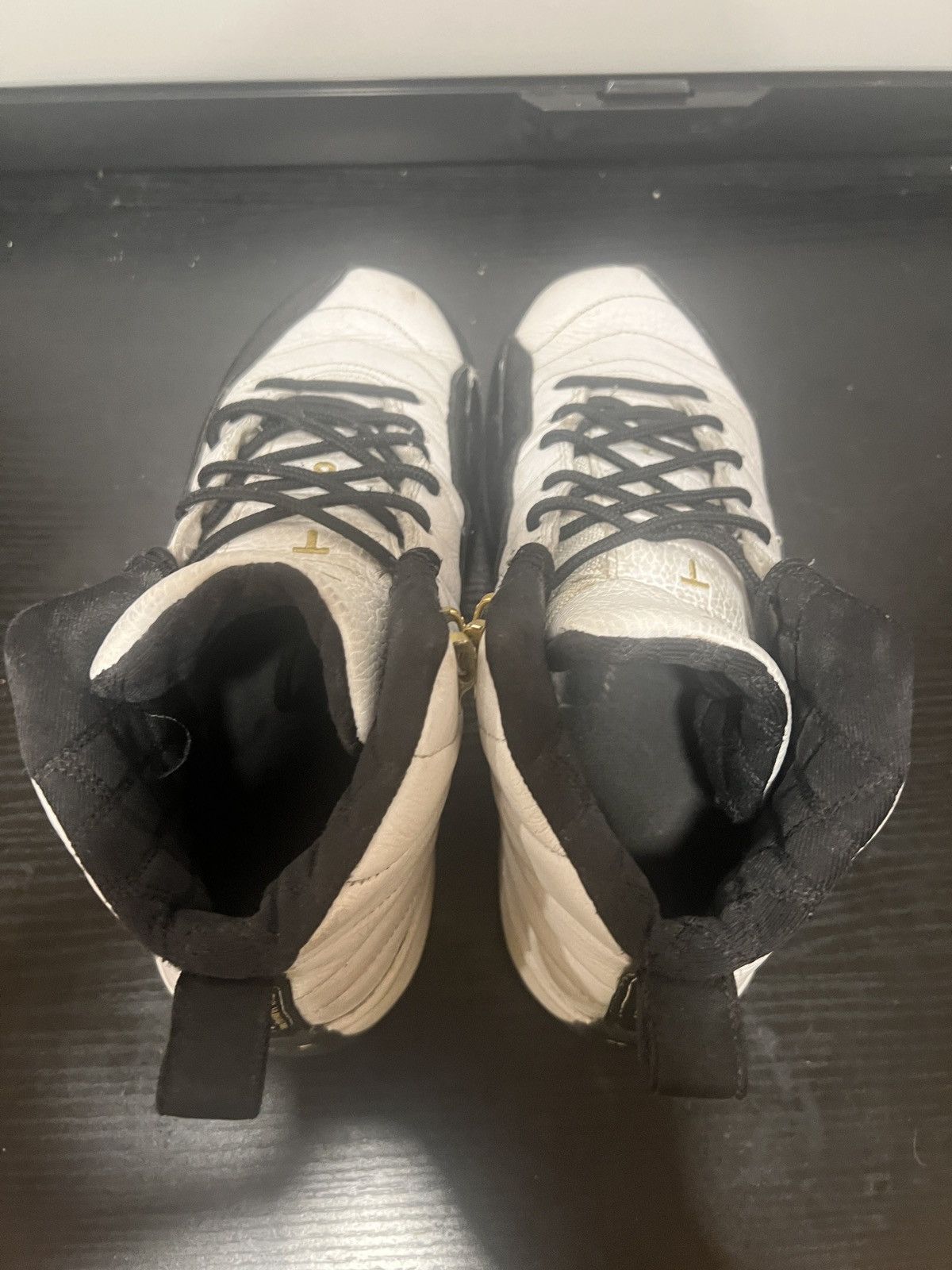Nike SIZE 7 MEN - Nike Air Jordan 12 Retro Royalty White Size US 7 / EU 40 - 5 Thumbnail