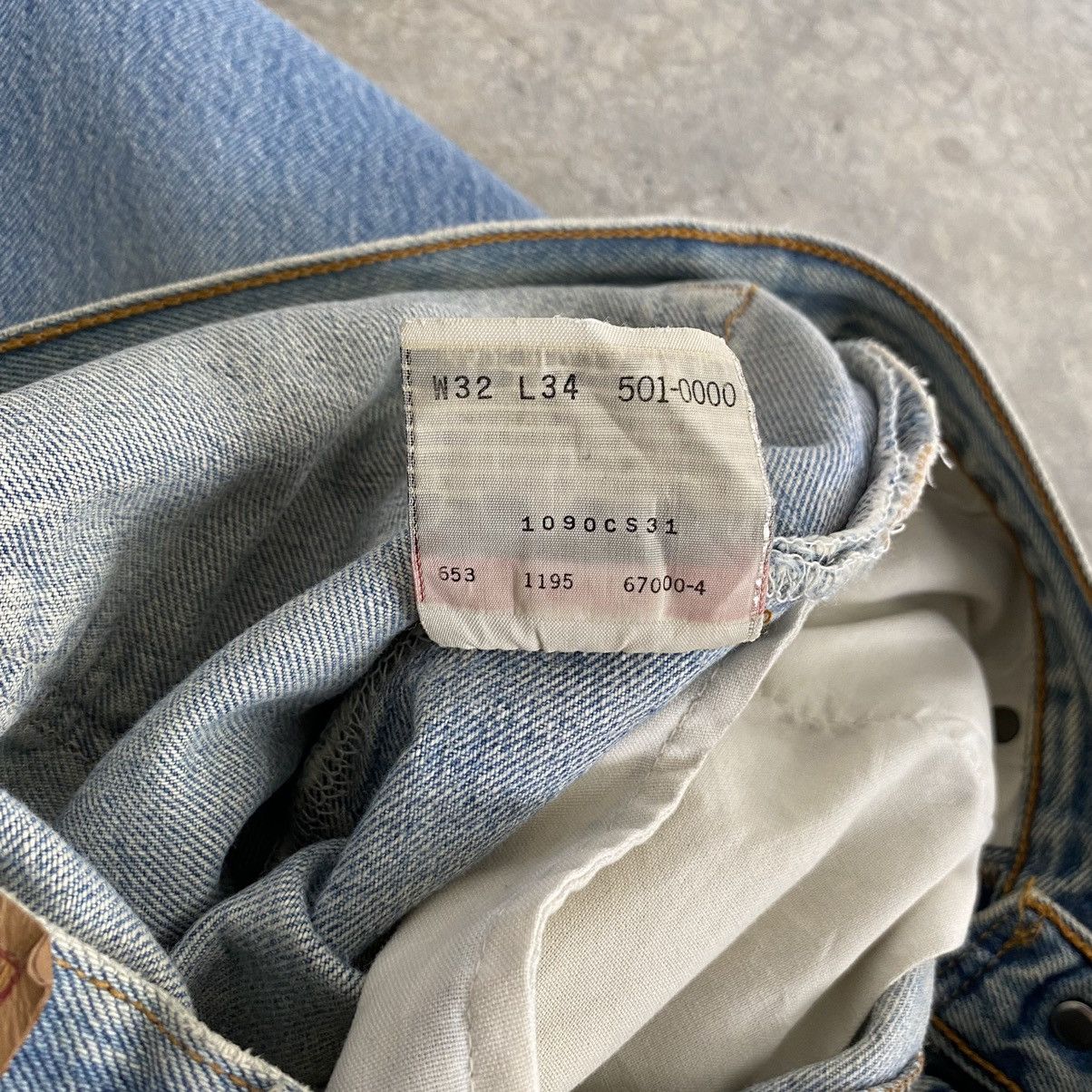 Levi's Size 31x30.5 VTG 90’s Levis 501xx Light Blue Jeans Size US 31 - 24 Thumbnail