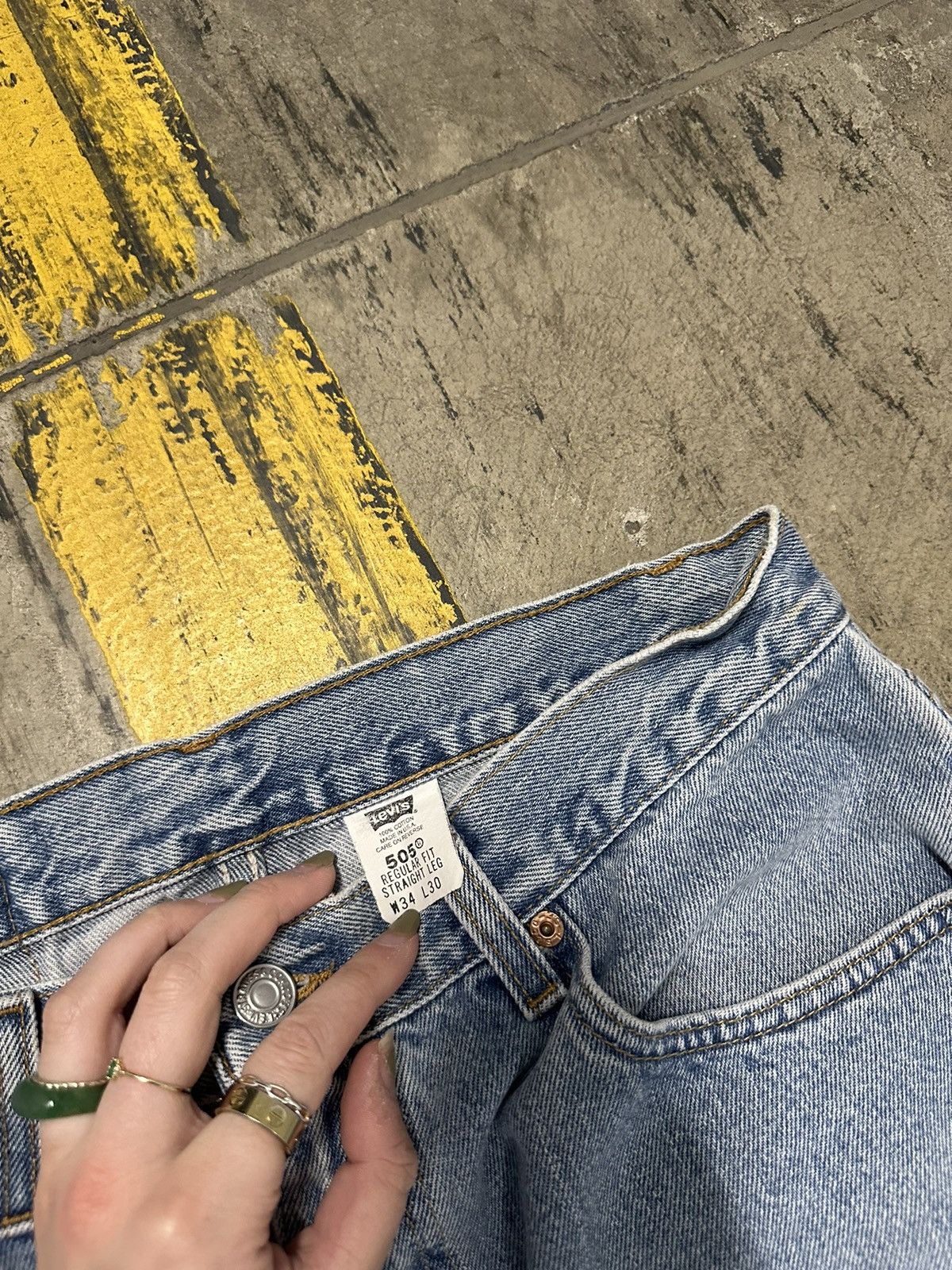 Levi's × Vintage Vintage Levi’s 505 jeans Size US 34 / EU 50 - 5 Thumbnail