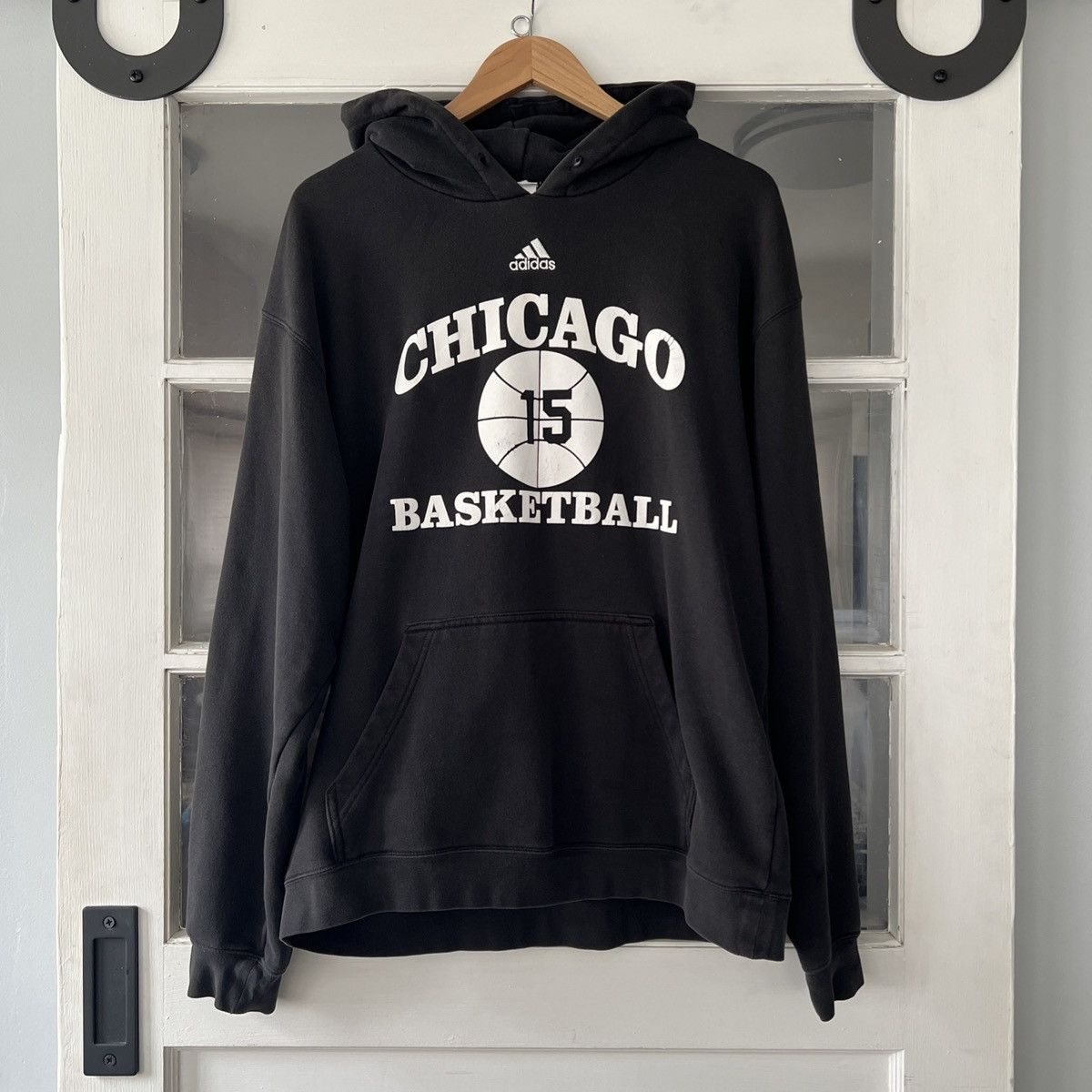 Adidas Adidas Chicago Bulls Basketball Mens Black Hooded Sweatshirt Size US XL / EU 56 / 4 - 1 Thumbnail