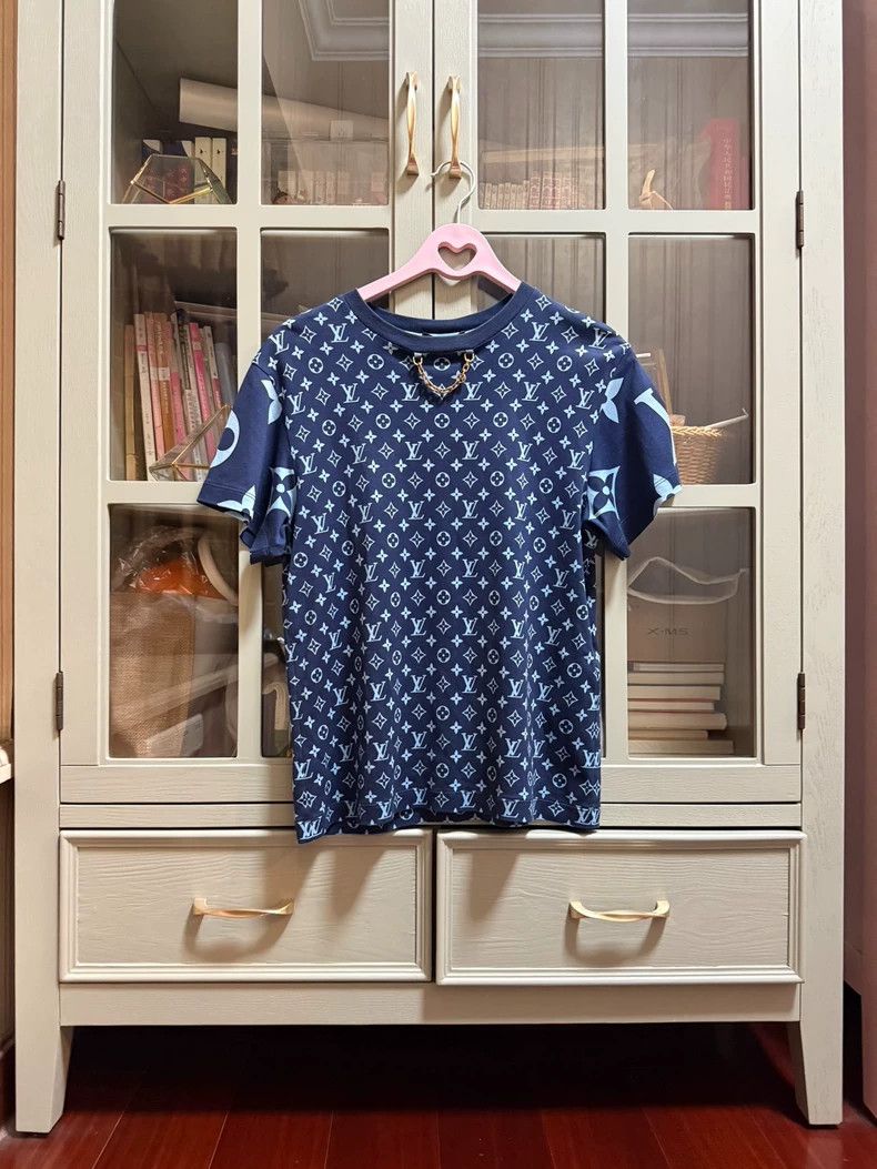 Louis Vuitton Louis Vuitton Old flower full print short sleeve Size S / US 4 / IT 40 - 1 Thumbnail