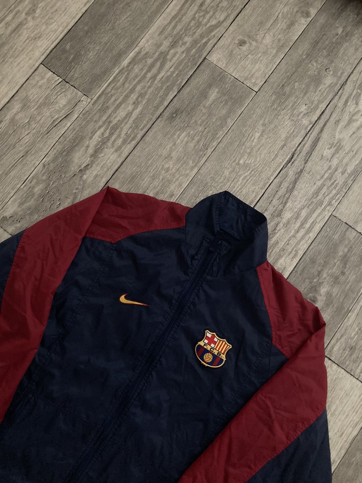 Nike × Vintage Vintage 90s nike fc Barcelona soccer football jacket M Size US M / EU 48-50 / 2 - 3 Thumbnail