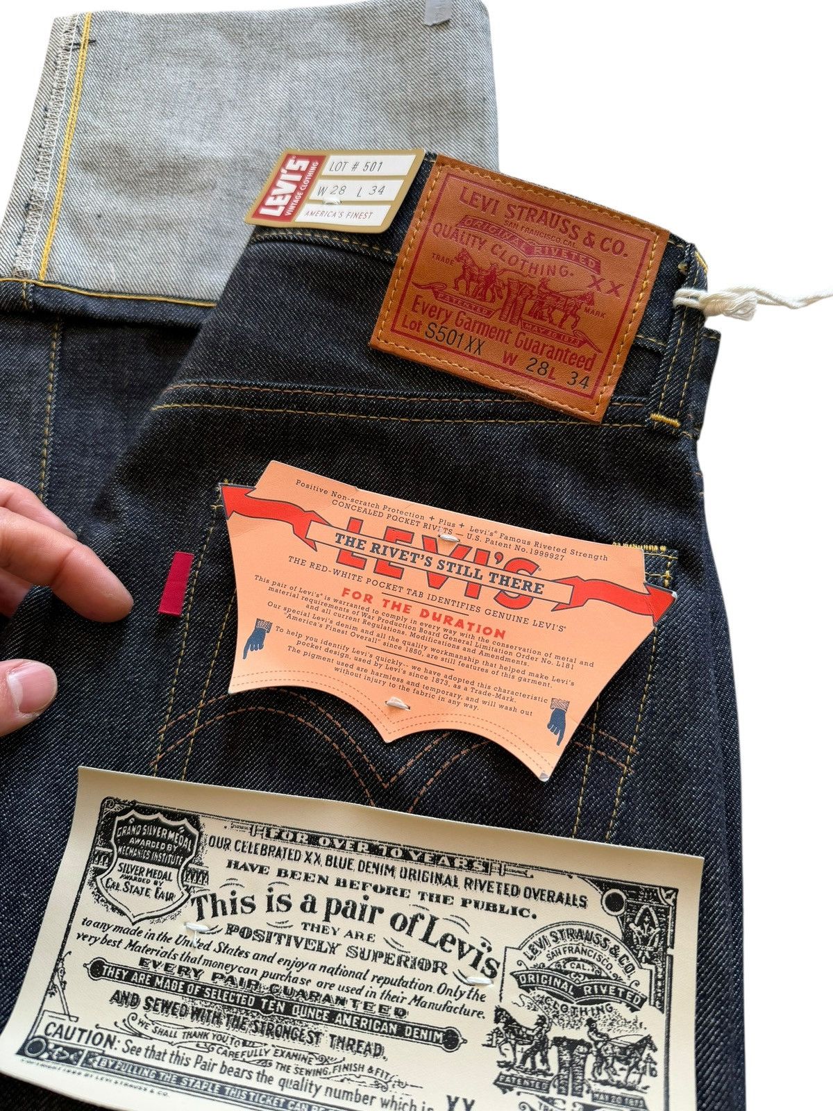 Levi's Vintage Clothing LVC 1944 1/100 WW2Cone Mills White Oak Perfect Imperfections Size US 28 / EU 44 - 2 Thumbnail