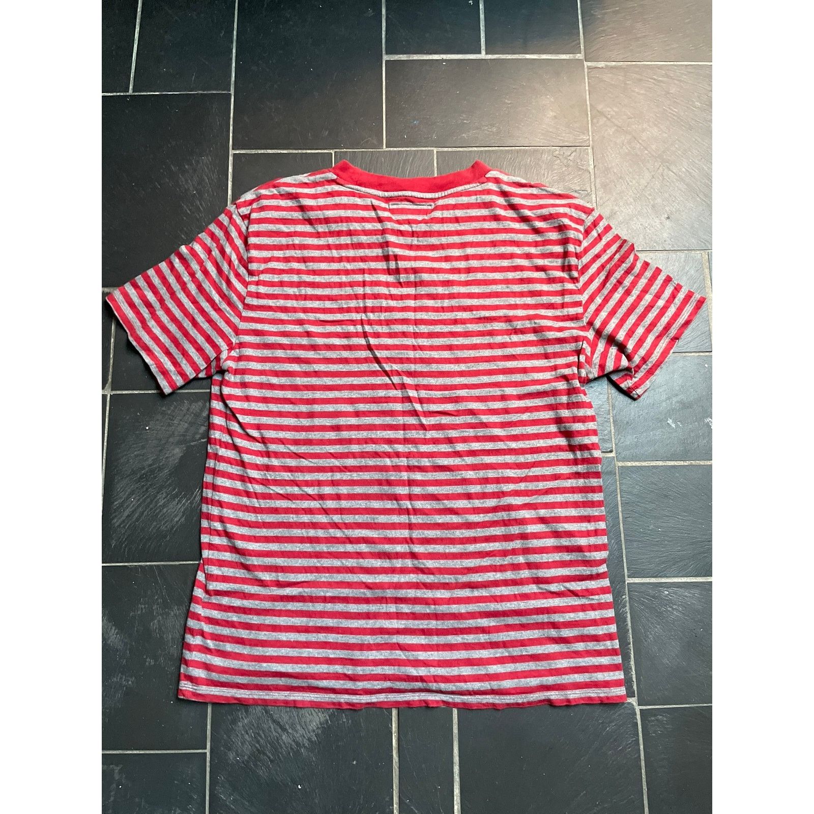 Guess Vintage Guess Oversized Red Striped Tshirt Small Size US S / EU 44-46 / 1 - 4 Thumbnail