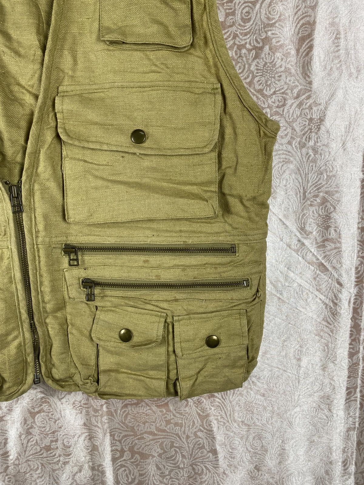 Japanese Brand Vintage MUW Company Khaki Vest Multi Pocket Fishing Outdoor Size US L / EU 52-54 / 3 - 6 Thumbnail