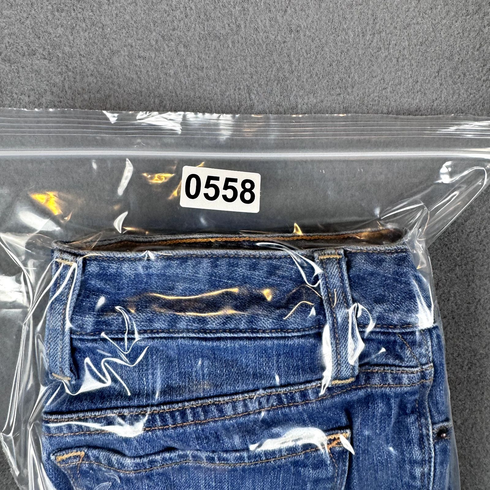 L.L. Bean L.L. Bean Jeans Women's Size 4 (27x28) Favorite Fit Size 27" / US 4 / IT 40 - 10 Thumbnail