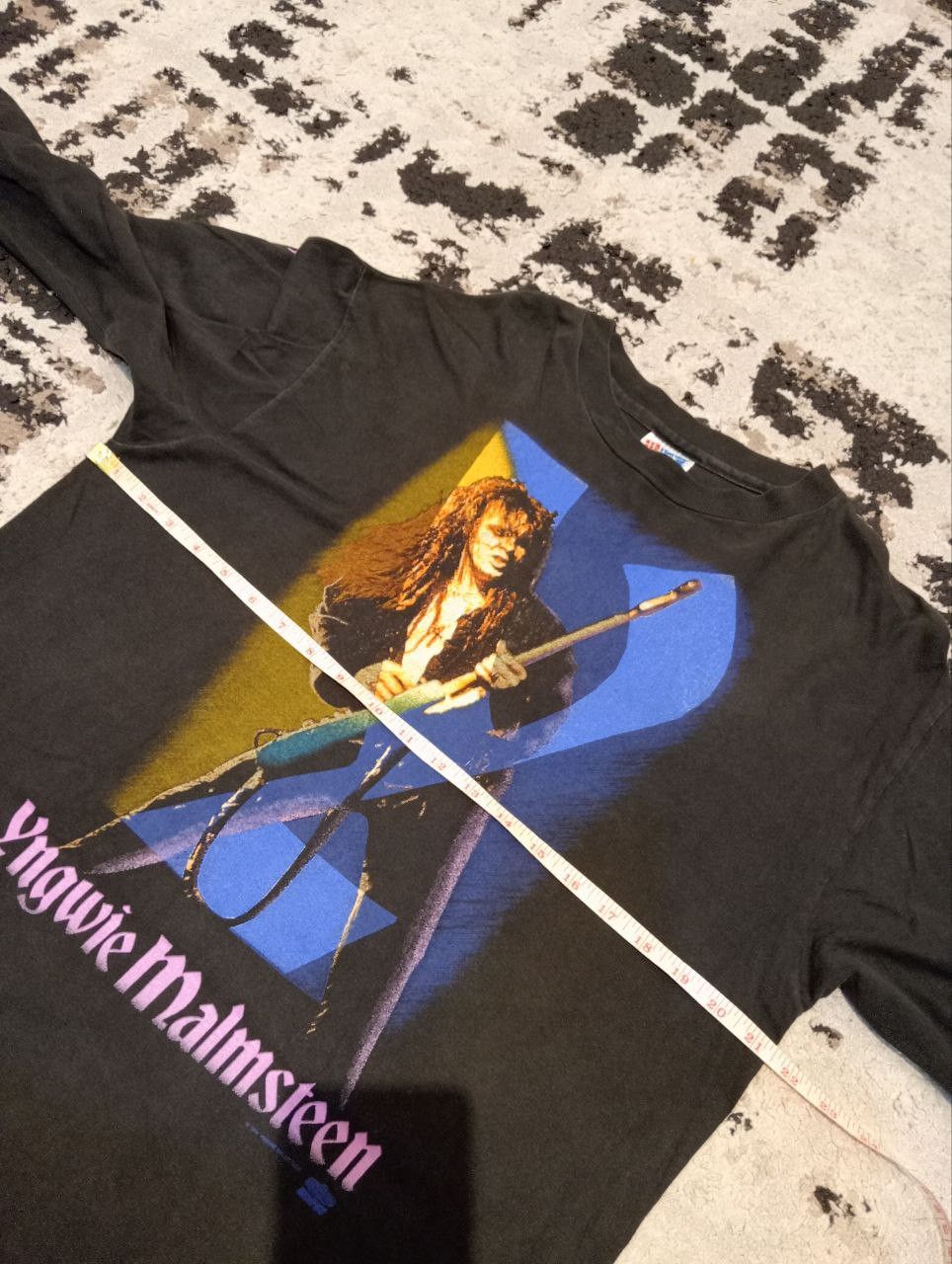 Band Tees Vintage 90s Yngwie Malmsteen The Seventh Sign Tees Size US L / EU 52-54 / 3 - 10 Thumbnail