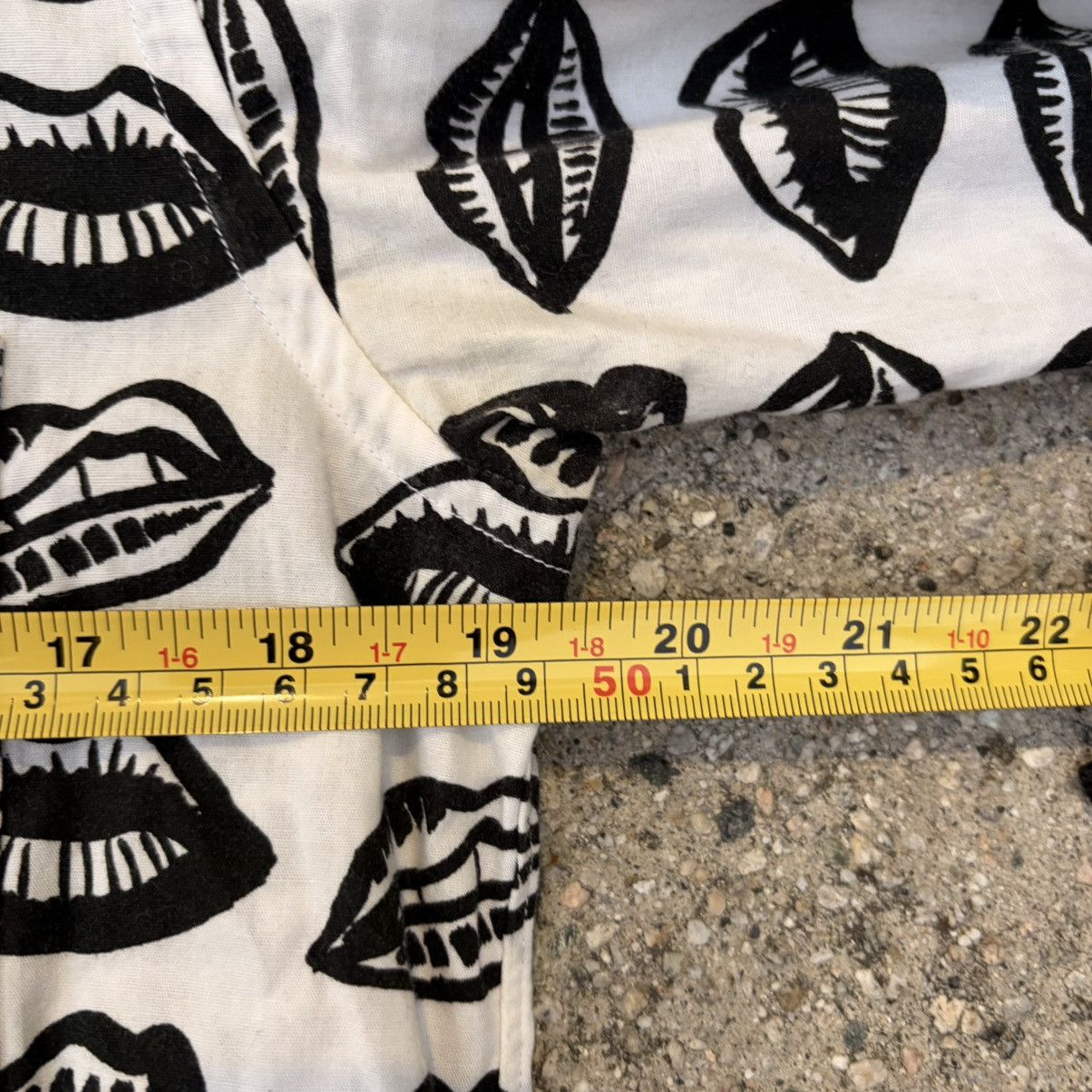 Comme des Garcons Black Black Comme des Garcons Lips Button Up 2014 Size Medium Rare Size US M / EU 48-50 / 2 - 9 Thumbnail