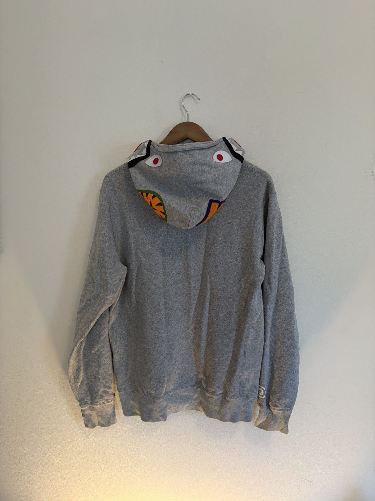 Bape BAPE Shark Hoodie Grey WGM Tiger Camo Authentic Size US L / EU 52-54 / 3 - 2 Thumbnail