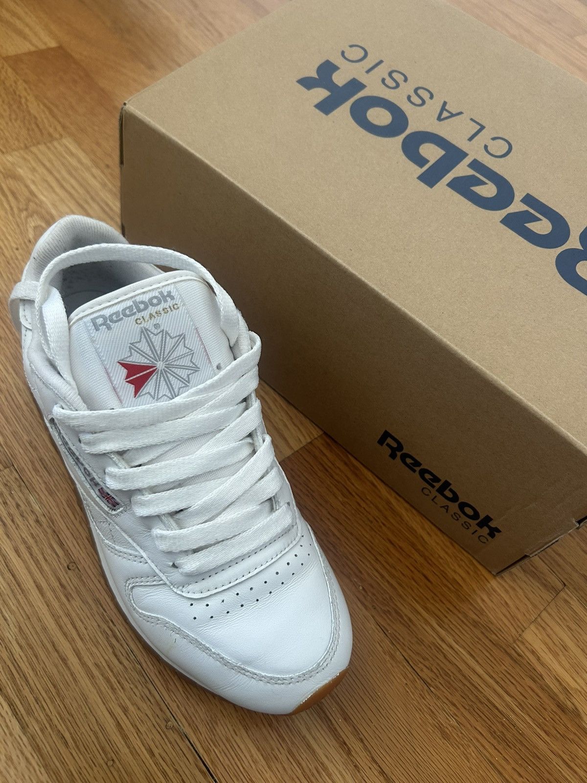 Reebok Reebok Classic Leather White Gum Brown Sole Size US 5.5 / IT 35.5 - 3 Thumbnail