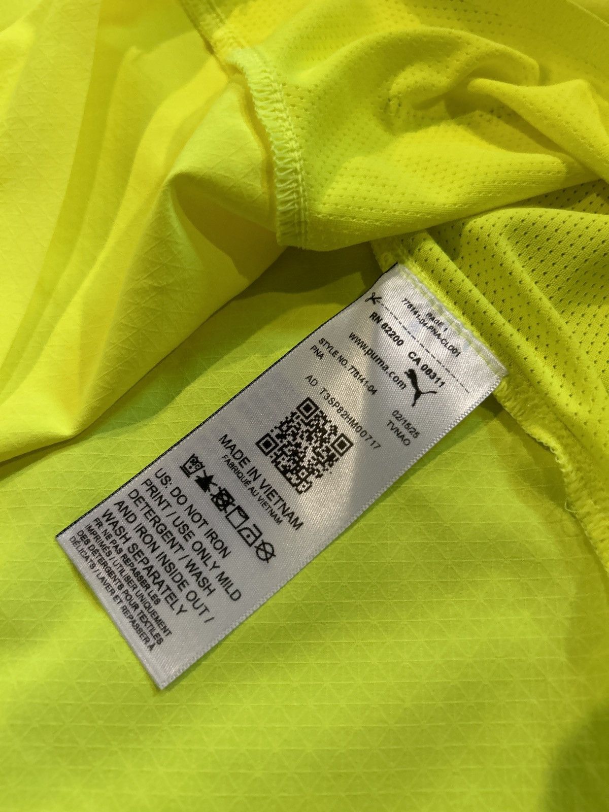 Puma 24/25 Borussia Dortmund Anniversary Fourth Shirt Size US L / EU 52-54 / 3 - 16 Thumbnail