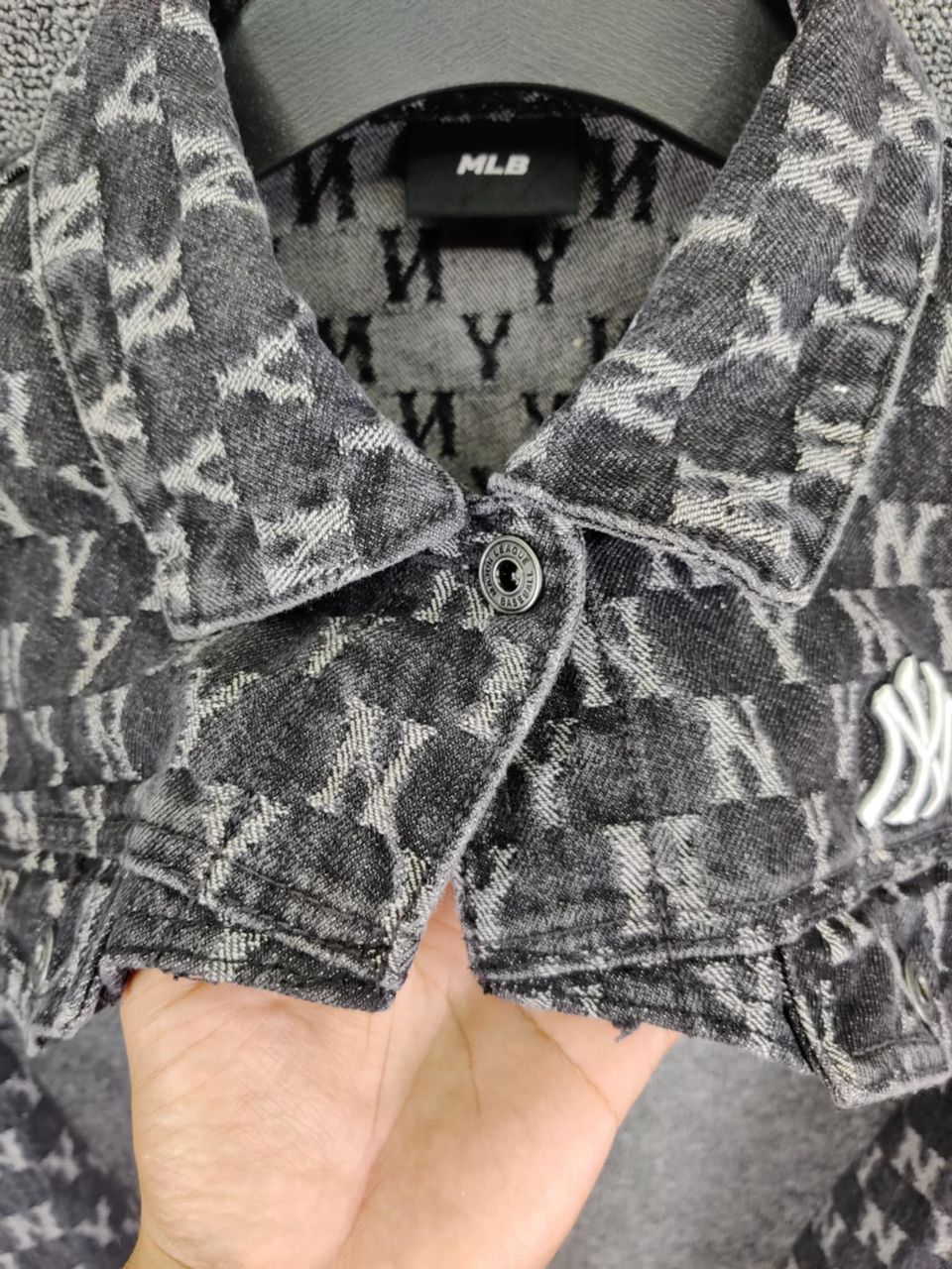 New York Yankees MLB New York Yankees Monogram Cropped Denim Jacket Size US M / EU 48-50 / 2 - 3 Thumbnail