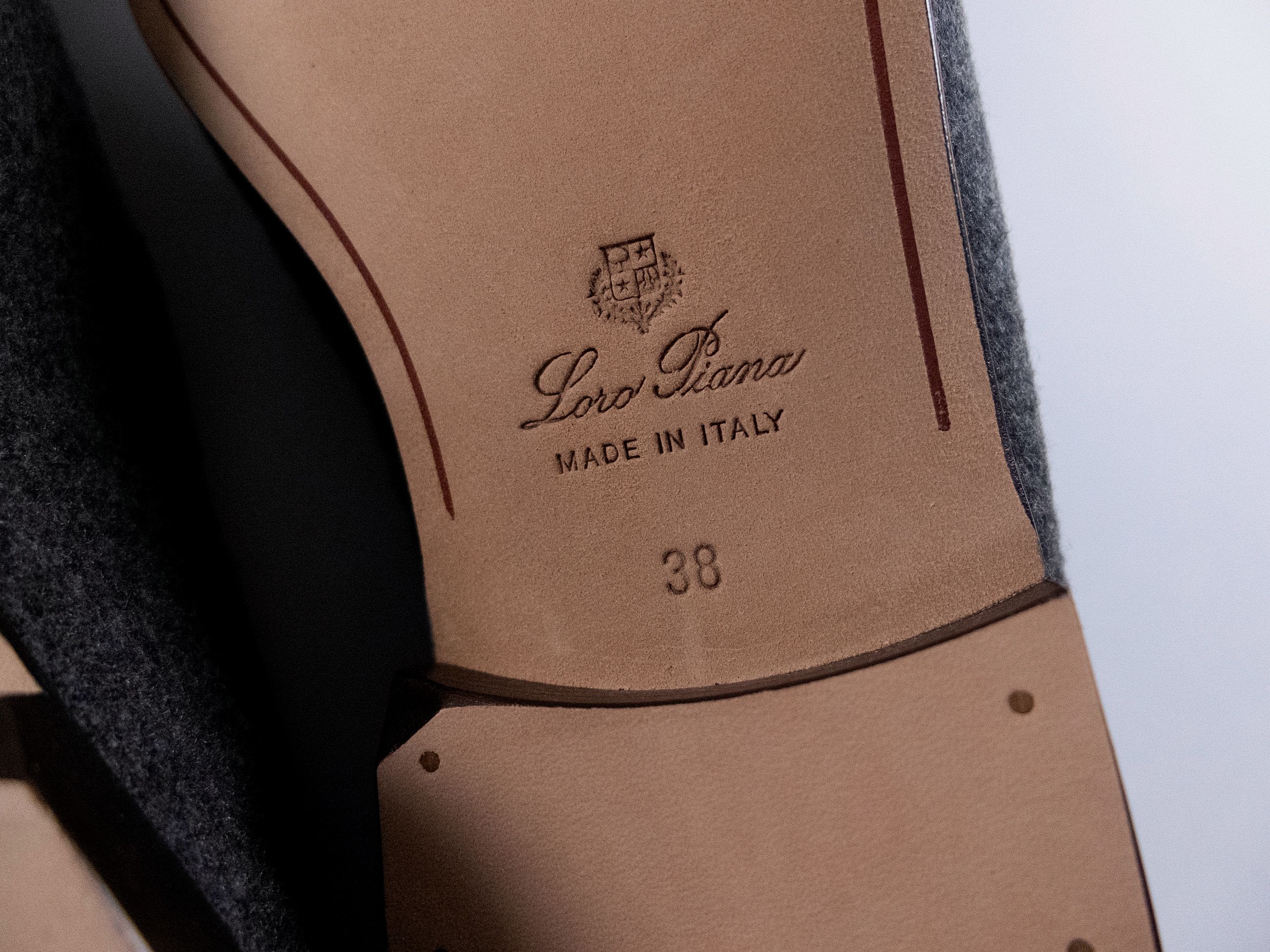 Loro Piana LORO PIANA Anagram gray cashmere smoking slippers 38 q Size US 8 / IT 38 - 12 Thumbnail