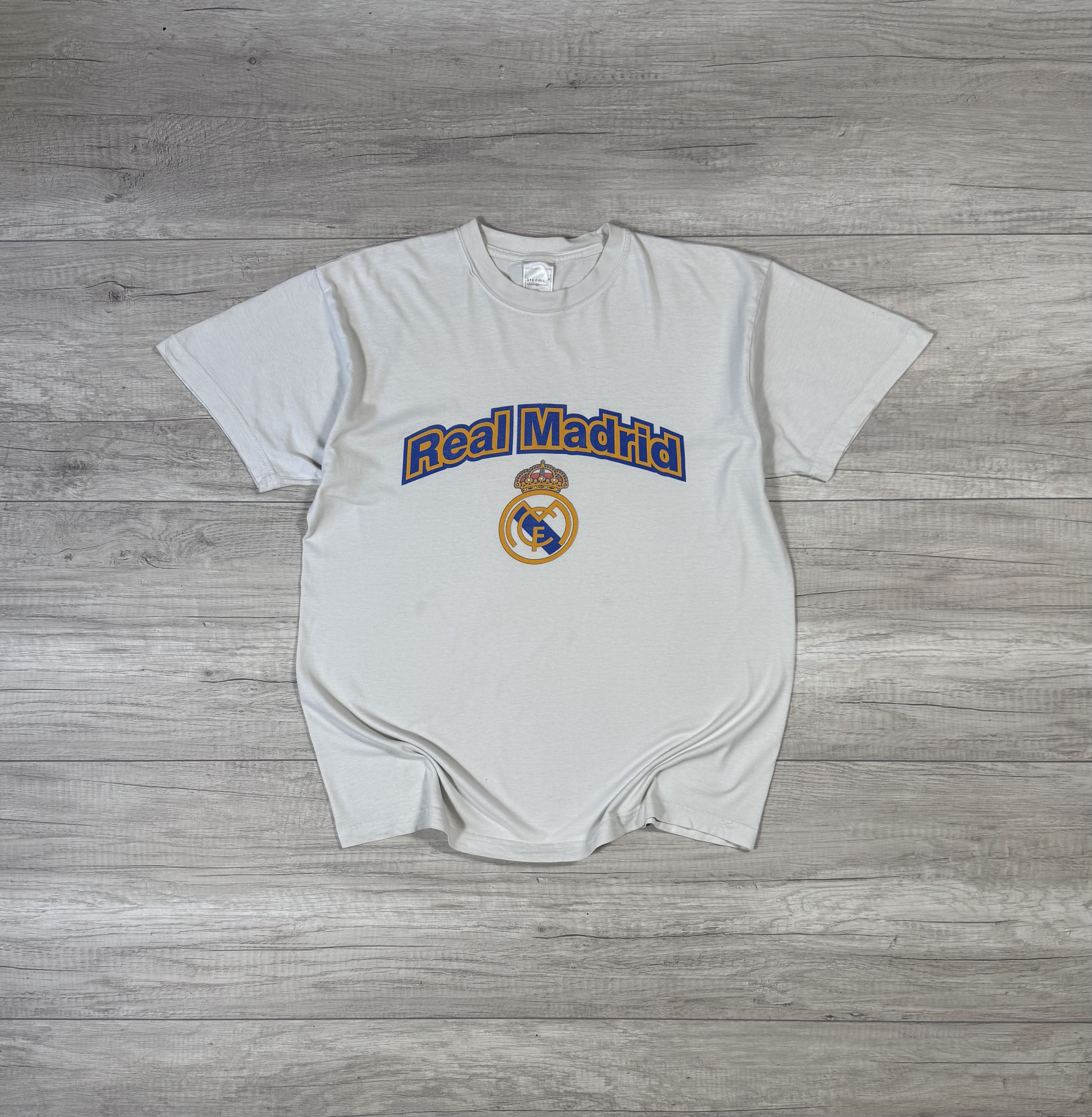 Vintage Crazy Vintage Real Madrid Beckham Y2K Soccer T Shirt Size US M / EU 48-50 / 2 - 1 Thumbnail