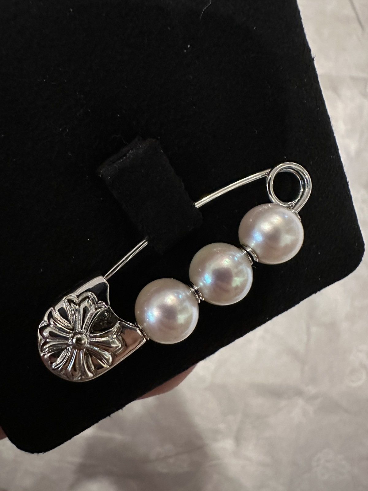 Chrome Hearts Chrome Hearts Mikimoto White Gold Diamond Pearl Safety Pin Size ONE SIZE - 6 Thumbnail