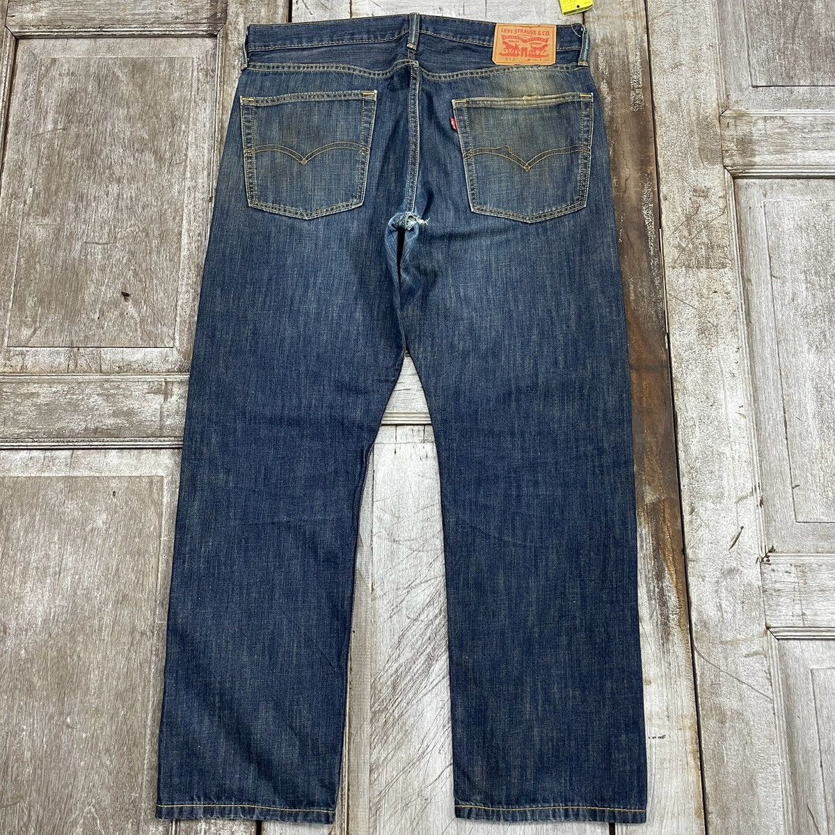 Levi's Vintage Levis 513 Faded Distressed Jeans WC202 Size US 36 / EU 52 - 2 Thumbnail