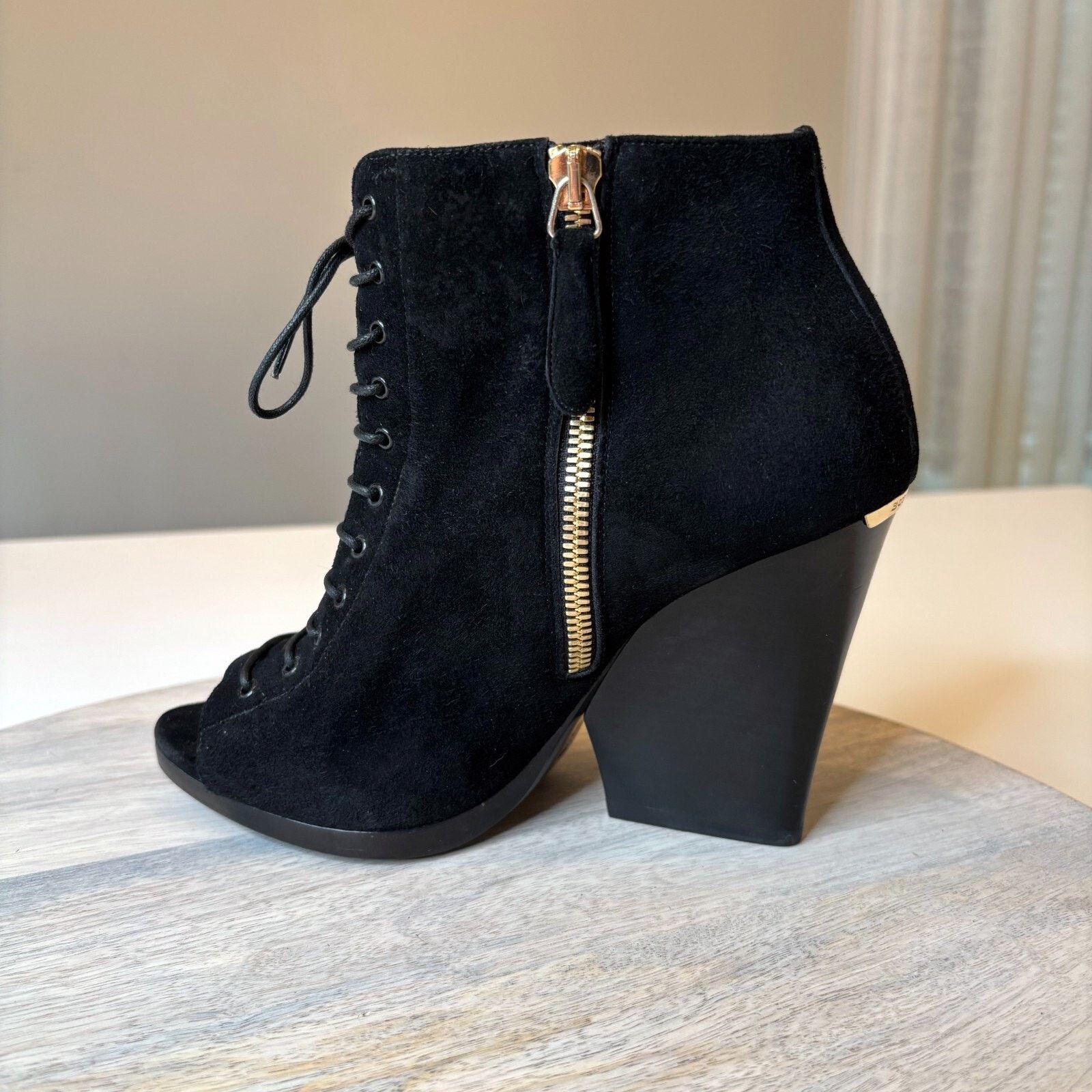 Burberry Authentic Burberry Black Suede Lace Up Booties US Size 5.5 Size US 5.5 / IT 35.5 - 4 Thumbnail