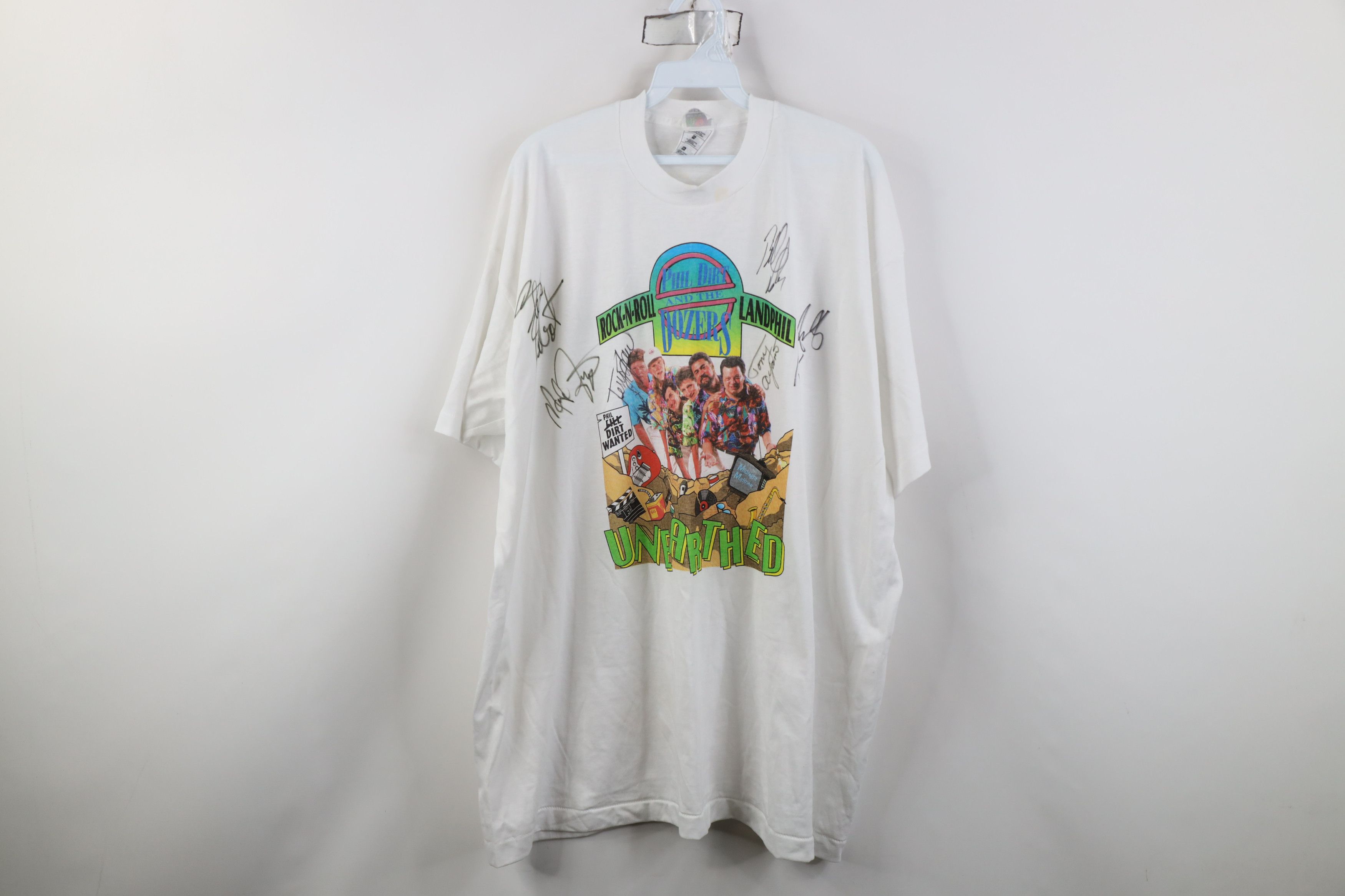 Vintage Vintage 90s Autographed Phil Dirt and the Unearthed T-Shirt Size US XXL / EU 58 / 5 - 1 Thumbnail