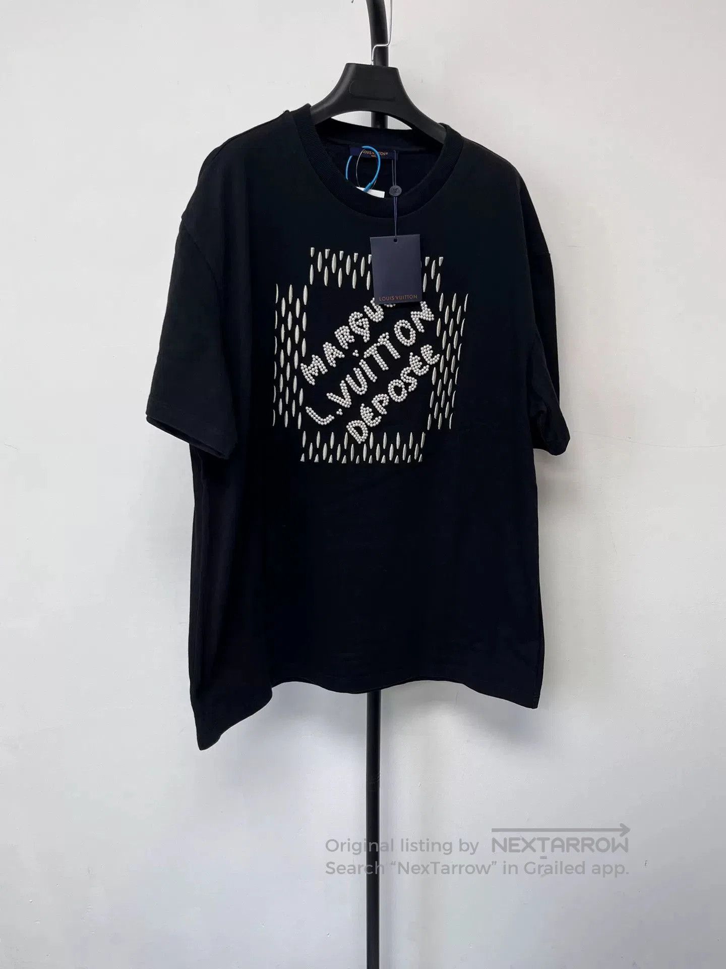 Louis Vuitton louis vuitton embroidered logo black t. Size US XXL / EU 58 / 5 - 1 Thumbnail