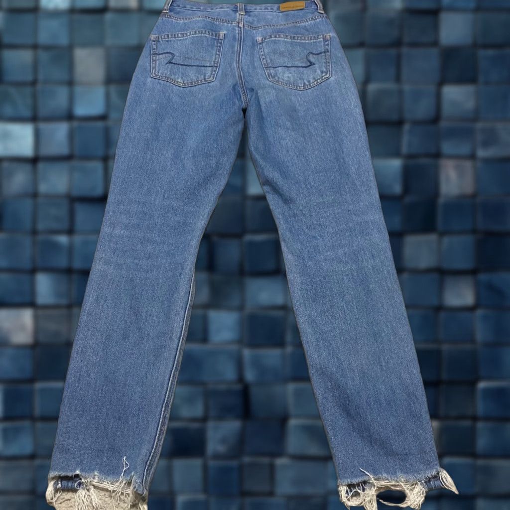 American Eagle Outfitters VINTAGE American Eagle Outfitters Mom Jeans Womens 00 Blue Denim Medium Wash Distressed Raw Hem 5-Pocket Design Womens Jeans Size 24" / US 00 / IT 34 - 1 Thumbnail