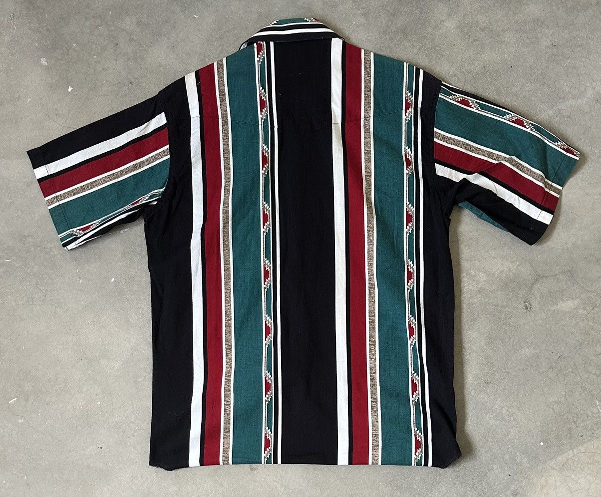 Wrangler VINTAGE 90S WRANGLER AZTEC NAVAJO WESTERN SHIRT Size US XL / EU 56 / 4 - 7 Thumbnail