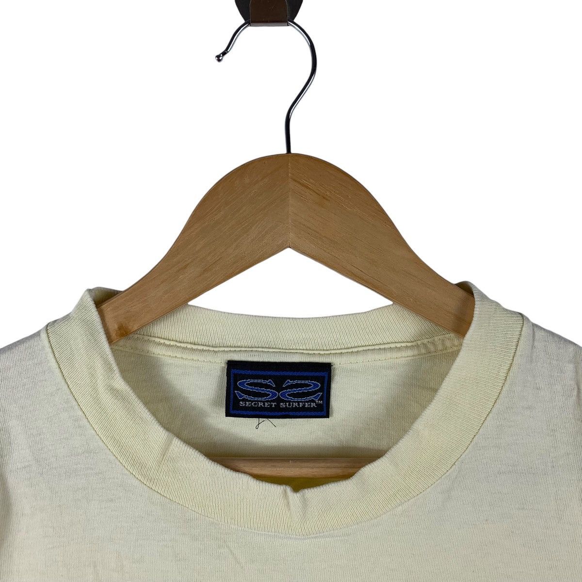 Other Vintage Secret Surfer Hibiscus Graphic Tee Size US L / EU 52-54 / 3 - 5 Thumbnail