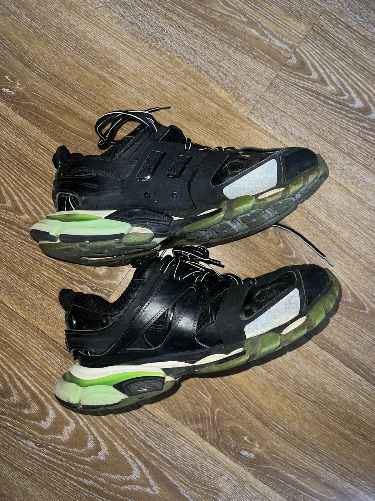Balenciaga BALENCIAGA TRACK GLOW IN THE DARK Size US 10 / EU 43 - 7 Thumbnail