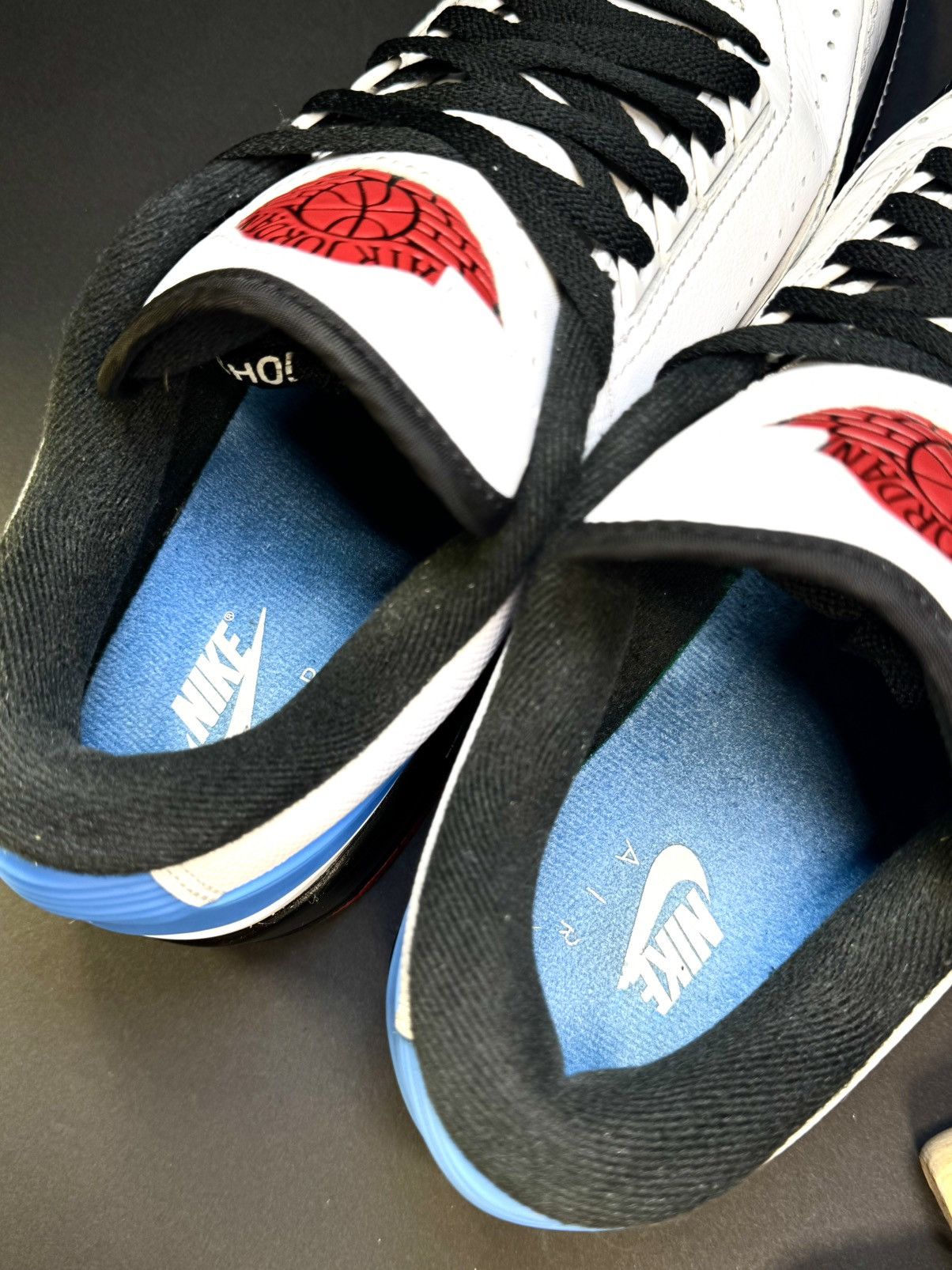 Jordan Brand Air Jordan Retro 2/3 UNC To Chicago Size US 9.5 / EU 42-43 - 6 Thumbnail