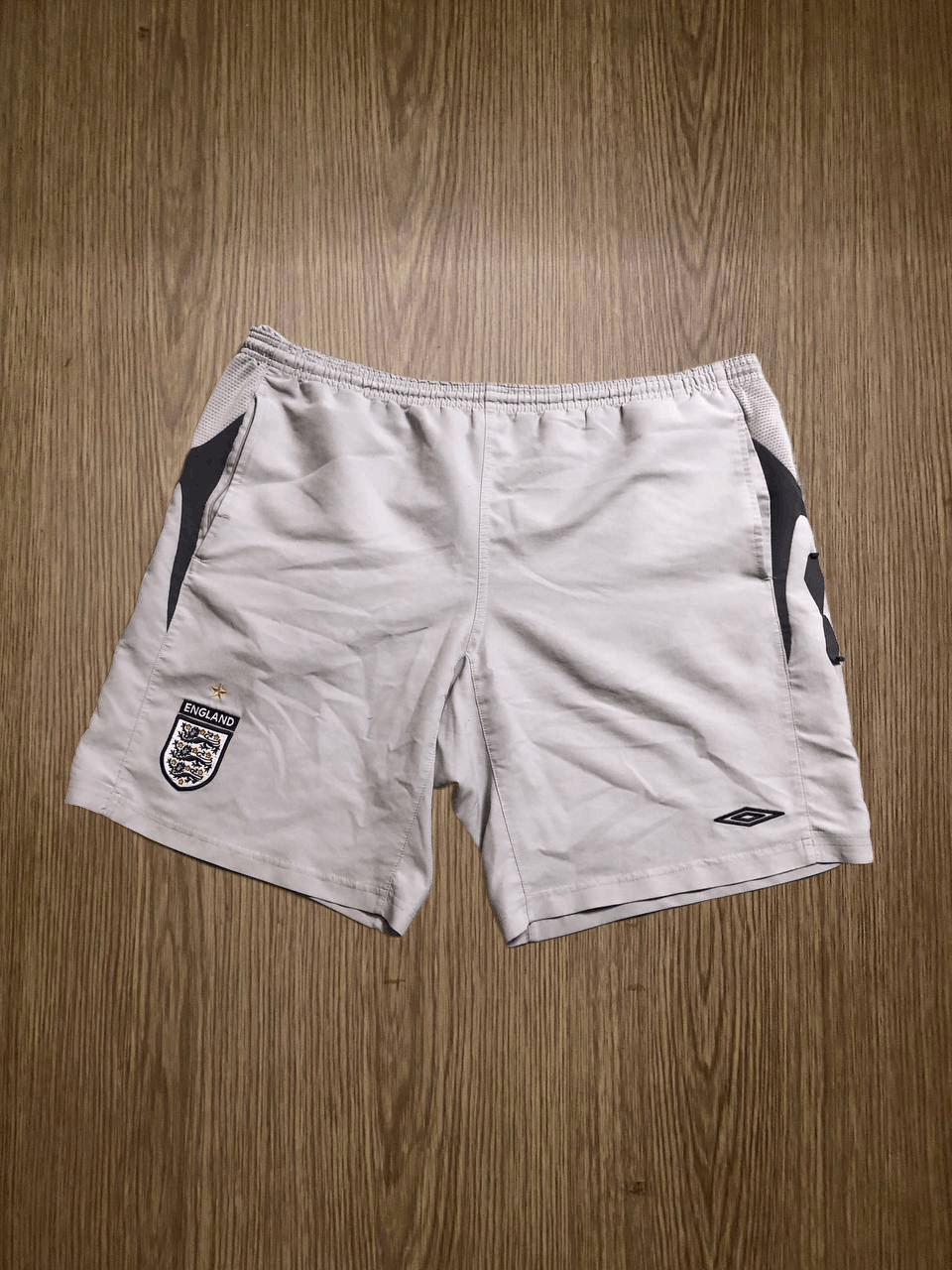 Umbro Vintage Umbro Shorts Size US 38 / EU 54 - 1 Thumbnail