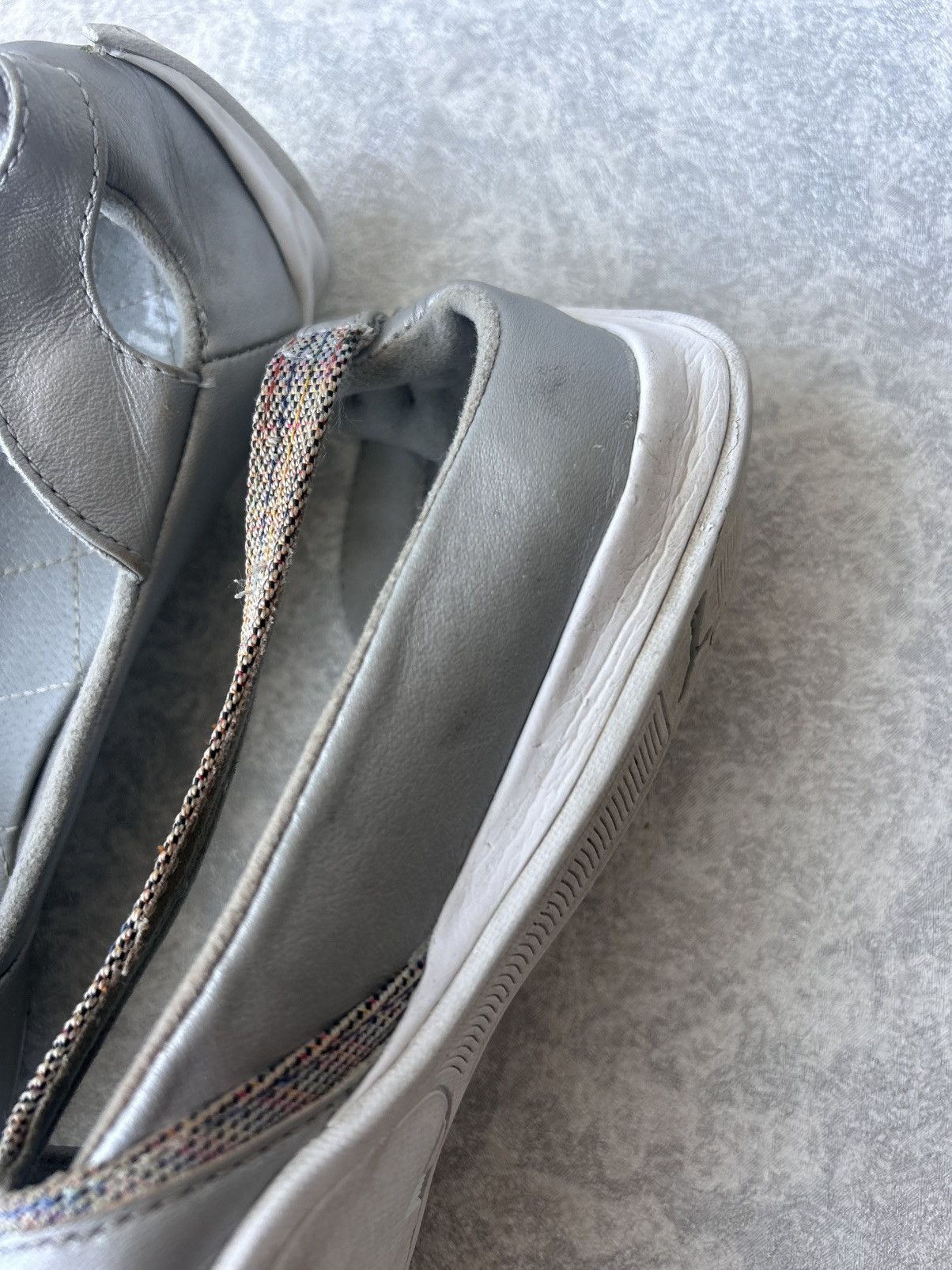 Puma Vintage Puma Silver Y2K Leather Flat Ballet Shoes Size US 8.5 / IT 38.5 - 12 Thumbnail