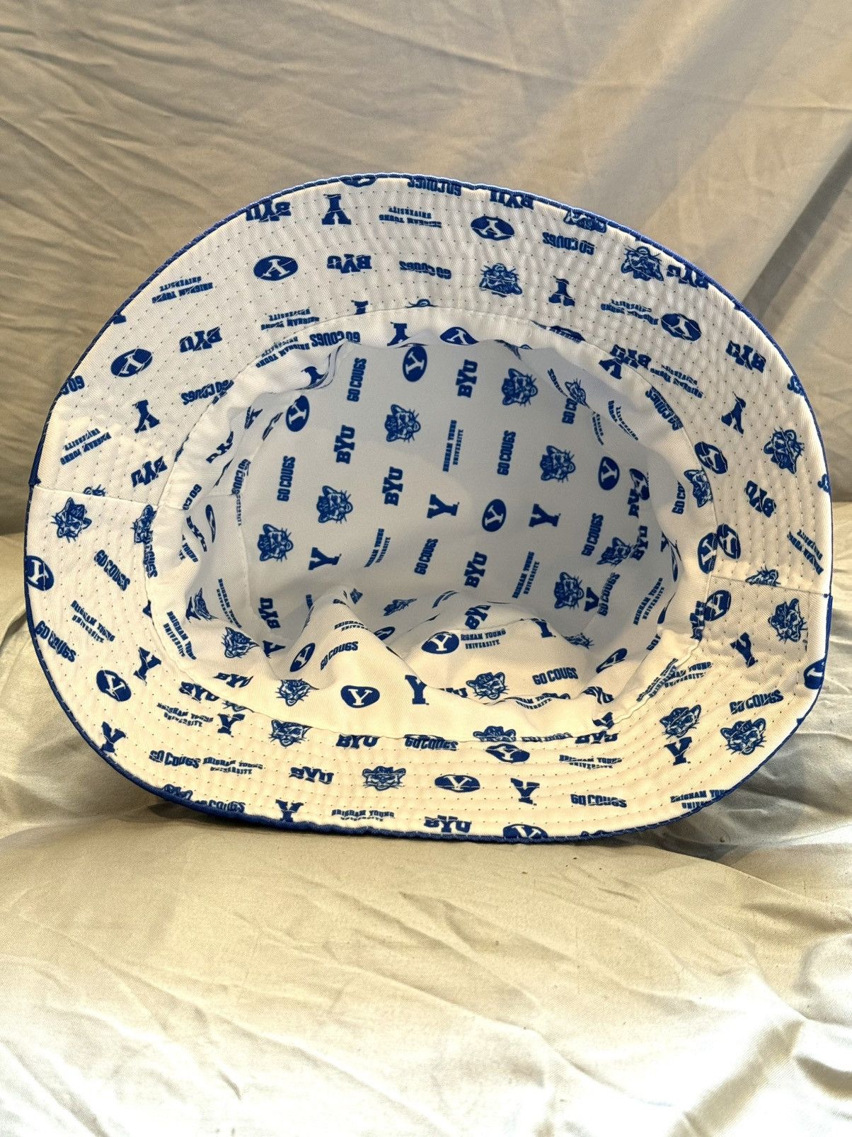 Other BYU COUGARS BUCKET HAT Size 36 - 2 Thumbnail