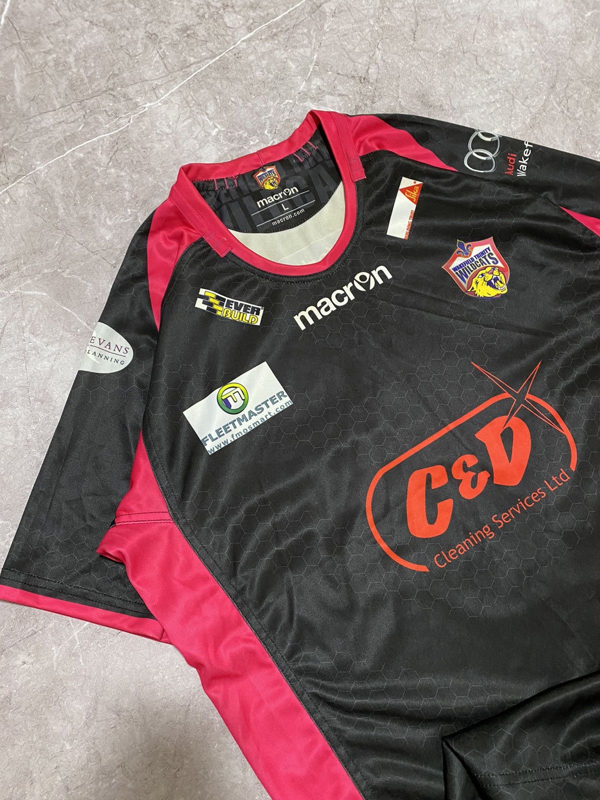 Macron Macron 2014 Wakefield Wildcats Away Rugby League Jersey Y2K Size US L / EU 52-54 / 3 - 5 Thumbnail