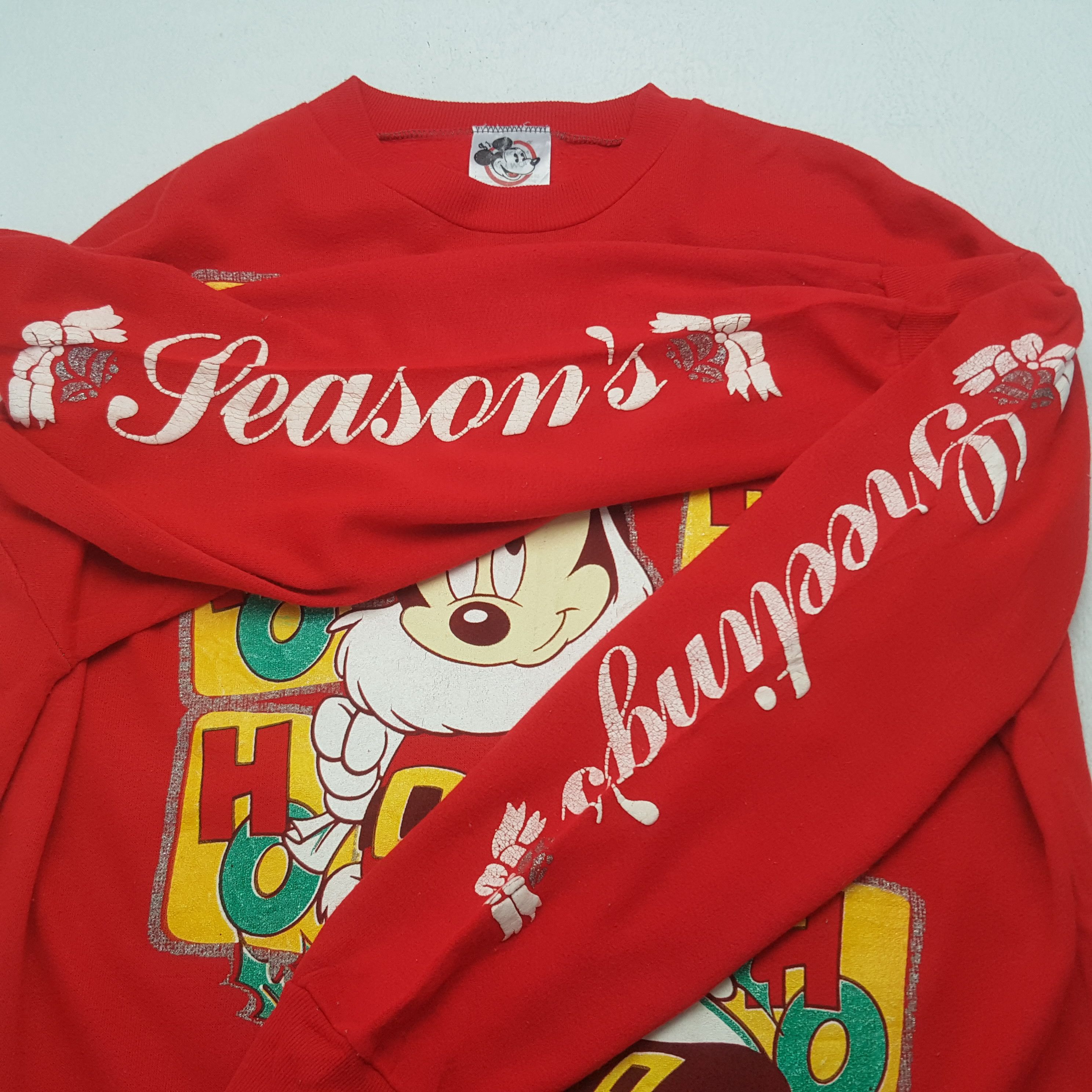Vintage Mickey Mouse Disney Christmas Art Sweatshirt RR5