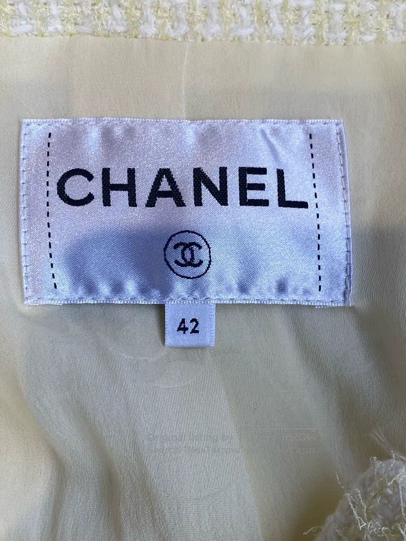 Chanel Chanel 23s yellow group age diamond button jacket Size M / US 6-8 / IT 42-44 - 3 Thumbnail