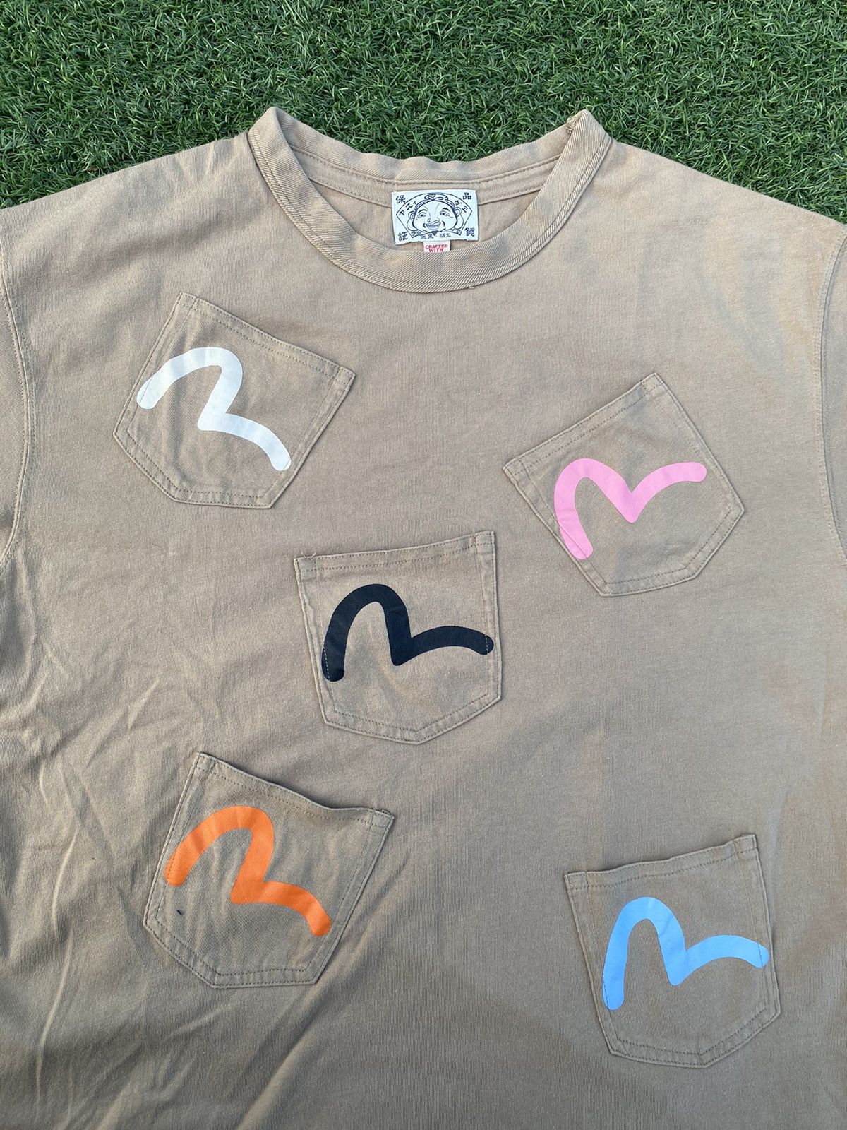 Evisu RARE T SHIRT EVISU MULTI POCKET TRAVIS SCOTT Size US L / EU 52-54 / 3 - 2 Thumbnail
