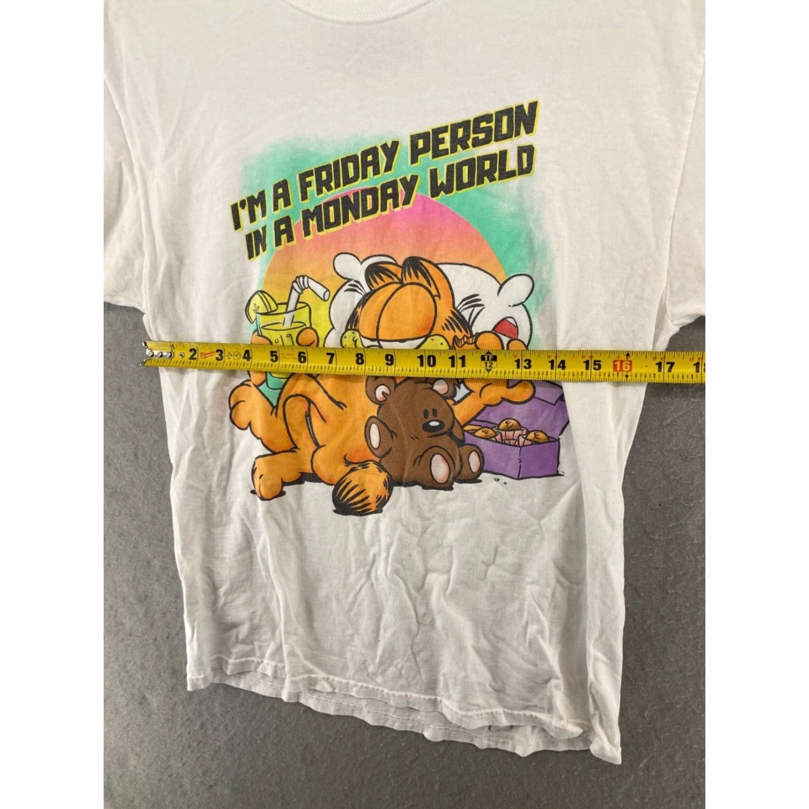 Vintage VINTAGE Garfield Men's T-Shirt Adult Medium White Cartoon 90s Crew Neck Short Sleeve Cotton Size US M / EU 48-50 / 2 - 2 Thumbnail