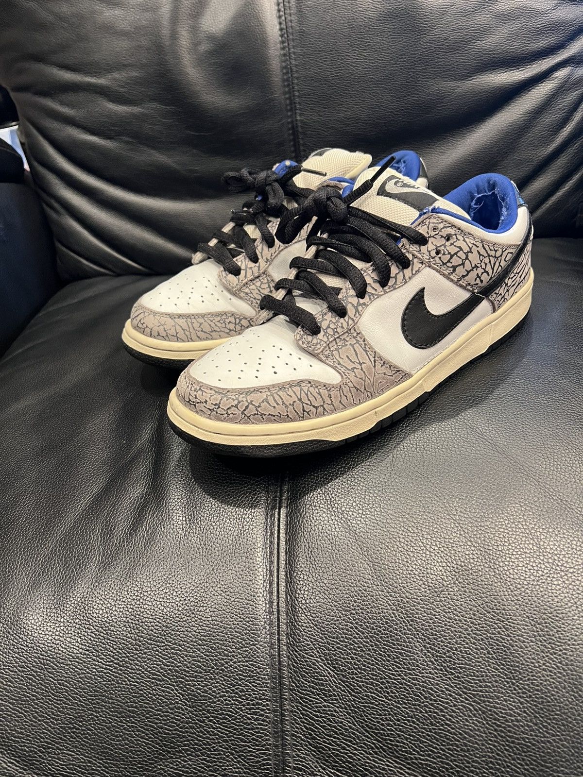 Nike SB Dunk Low Supreme White Cement (2002)