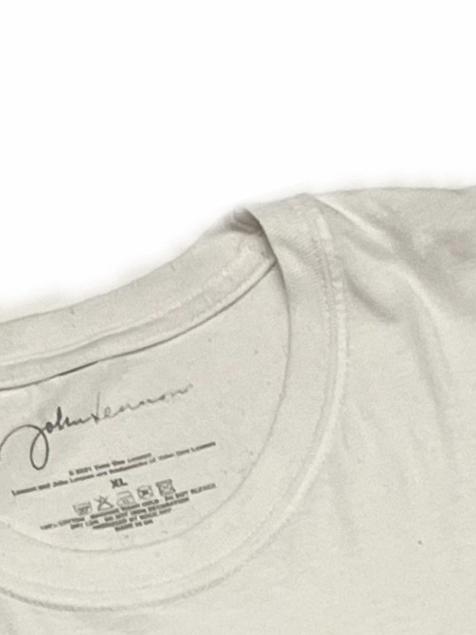 Band Tees Vintage John Lennon official merchandise teeThe Beatles Size US XL / EU 56 / 4 - 2 Thumbnail